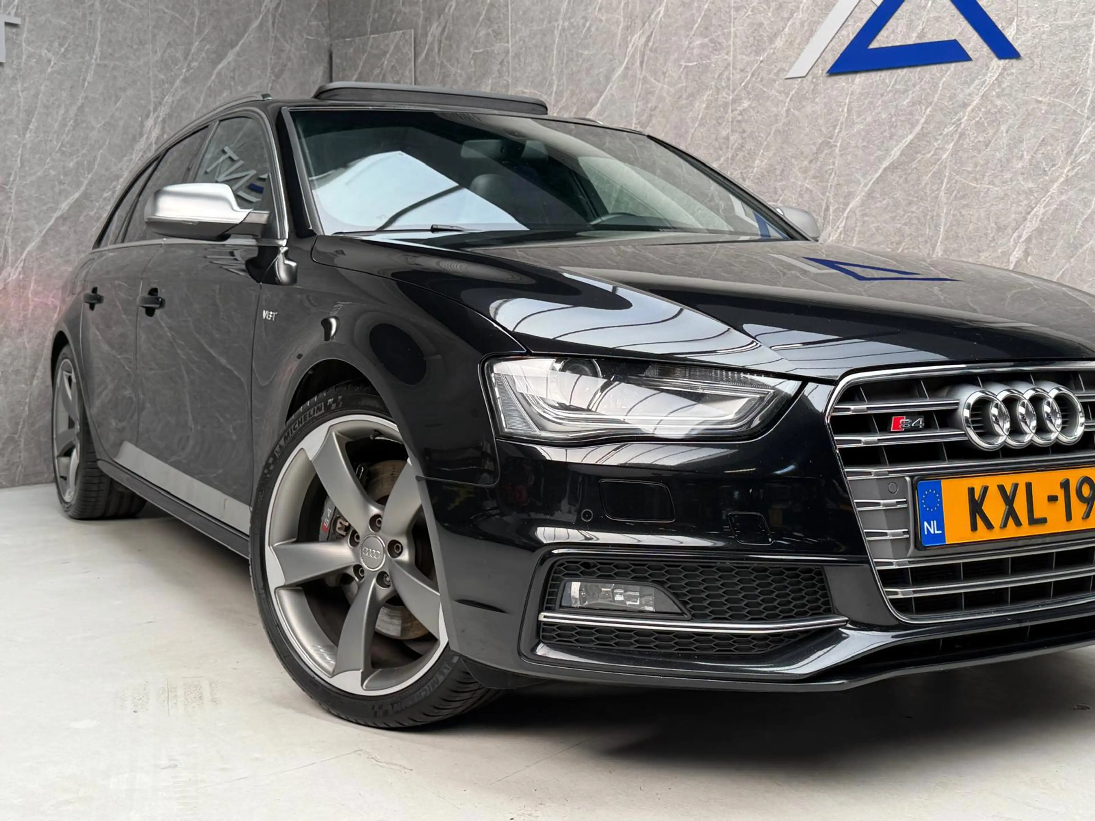 Audi S4 Avant 3.0 TFSI S4 quattro 333 PK / Panorama / B&O — photo 8