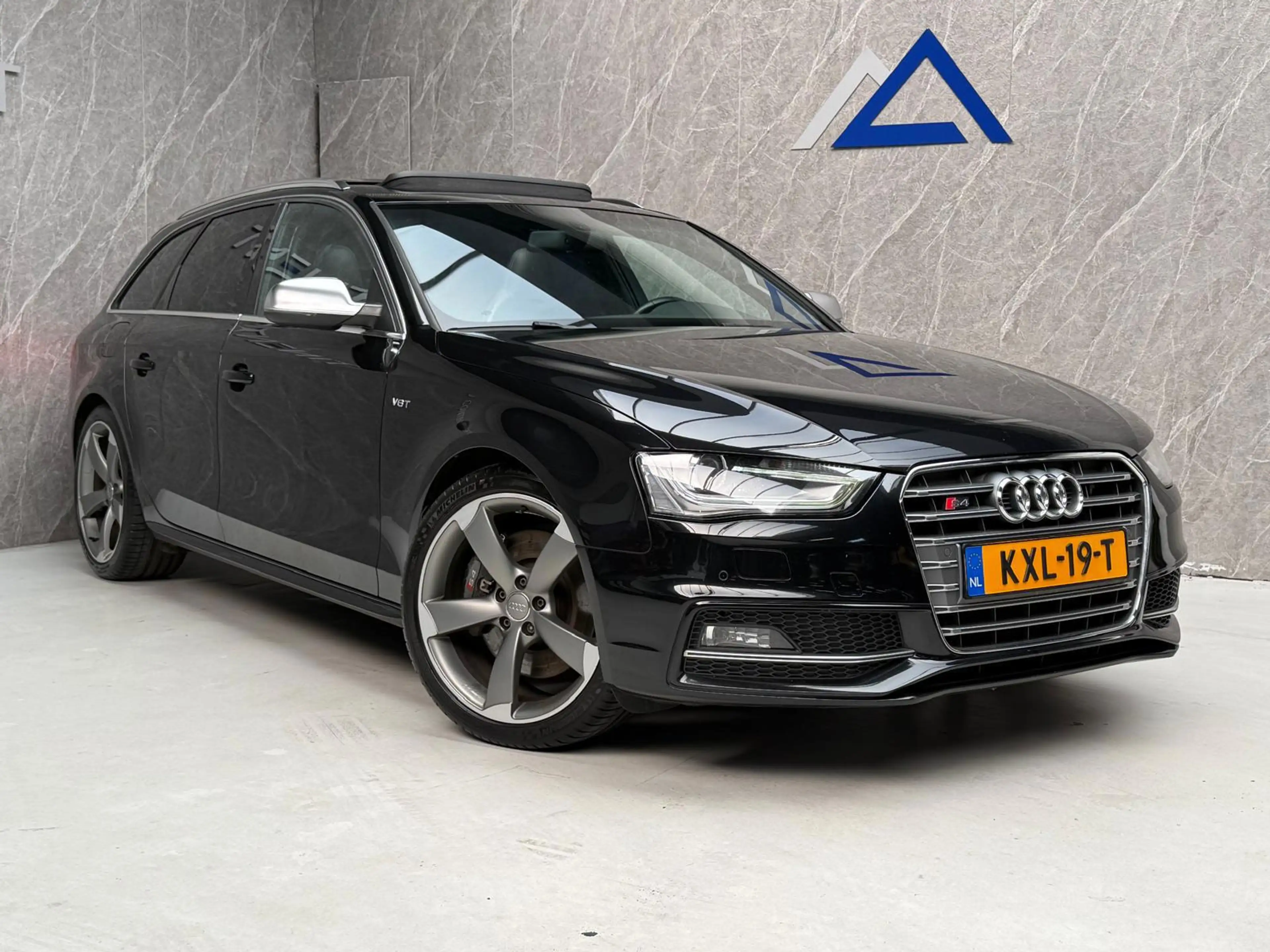 Audi S4 Avant 3.0 TFSI S4 quattro 333 PK / Panorama / B&O — photo 3