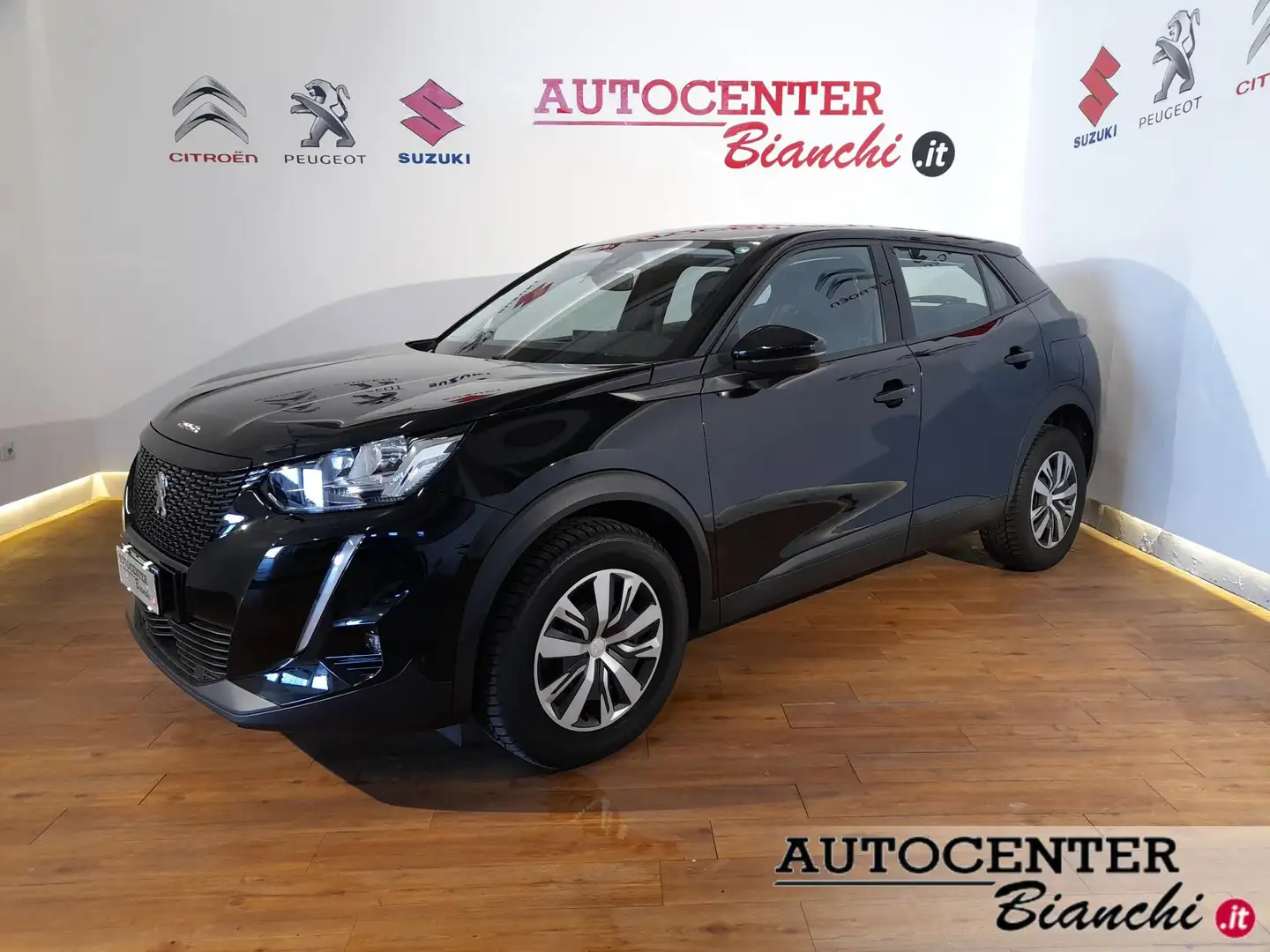 Peugeot 2008 1.5 bluehdi Active Pack s&s 110cv Zwart - 1