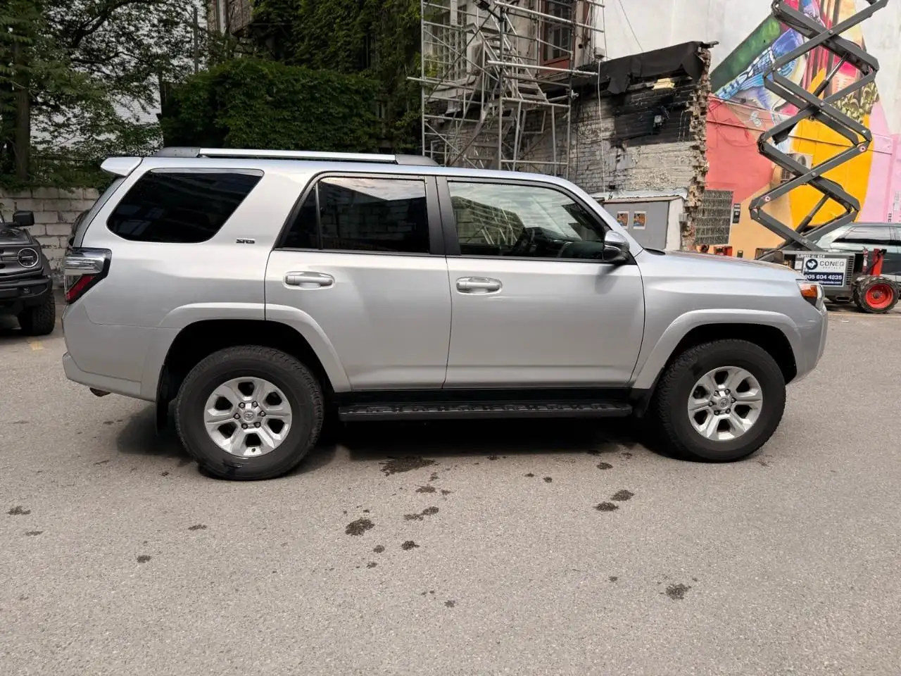 Toyota 4-Runner снимка Toyota 4-Runner