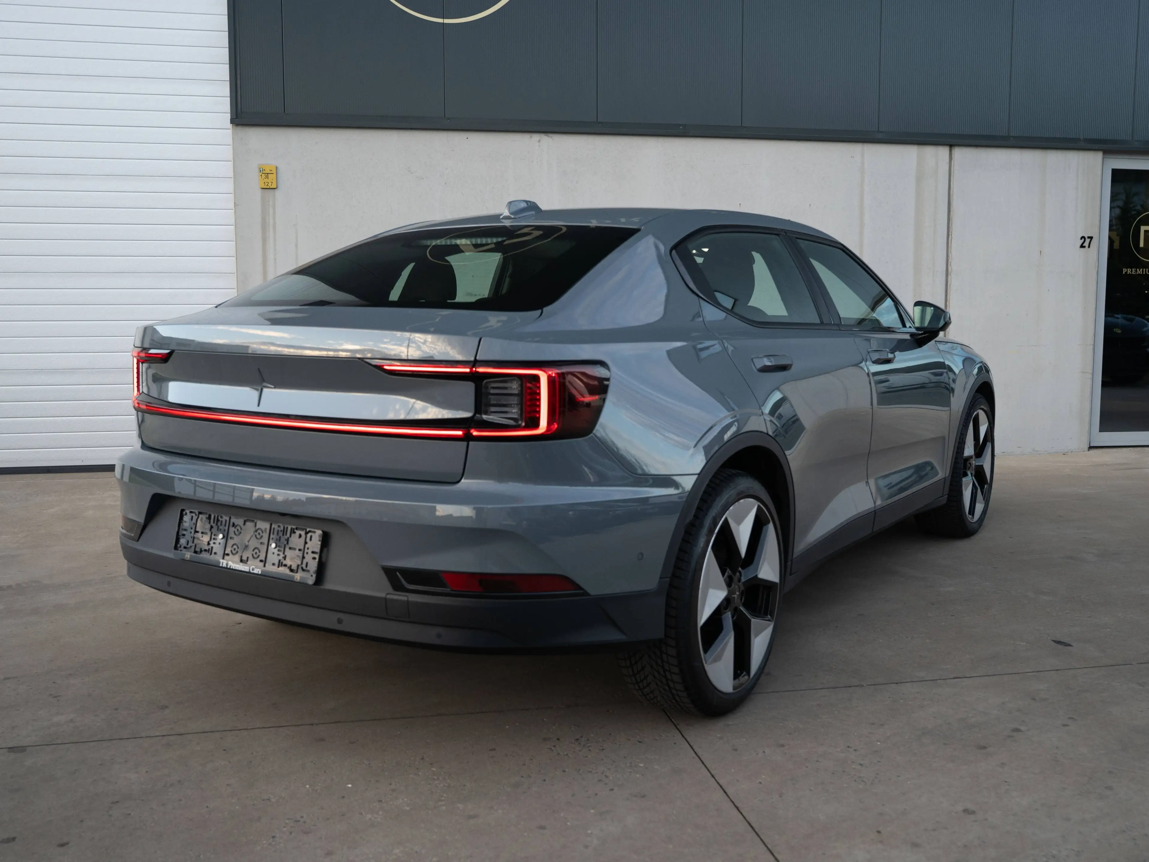 Polestar 2 78 kWh l Long Range l SM l Pilot Pack — photo 13