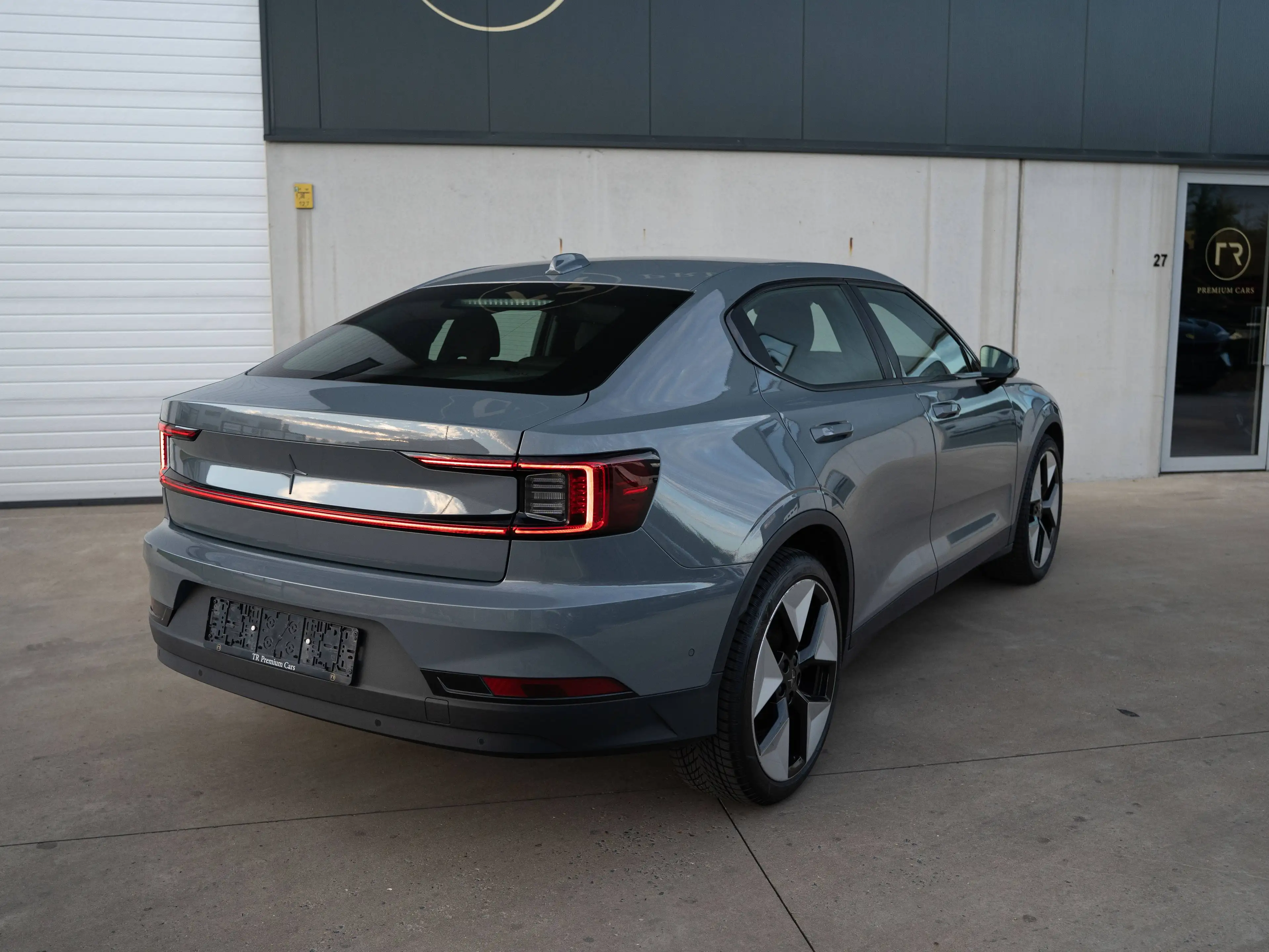 Polestar 2 78 kWh l Long Range l SM l Pilot Pack — photo 12
