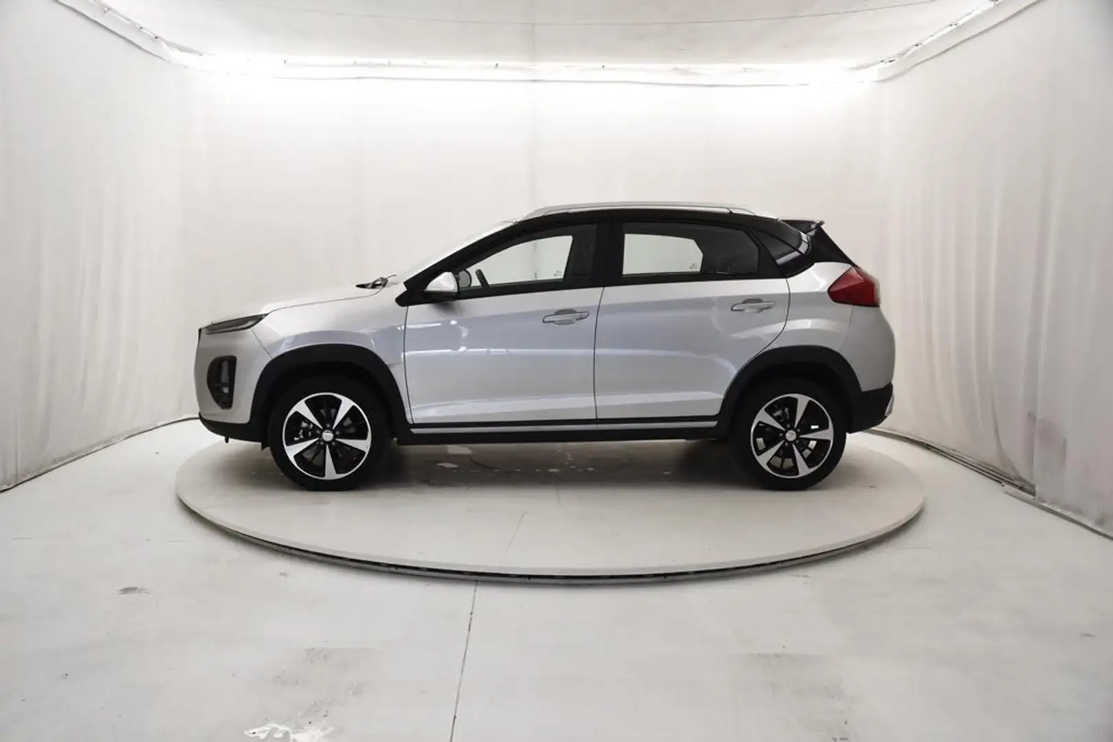 DR Automobiles DR 3.0 1.5 116cv cvt Grau - 2