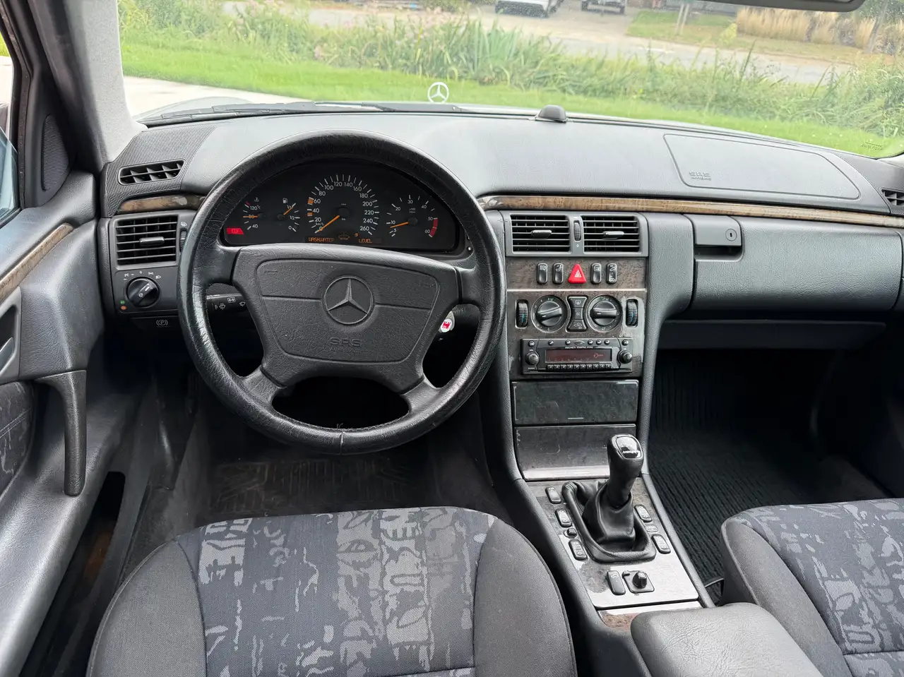 Mercedes-Benz E 250 Turbo Avantgarde*BELGIAN CAR*1OWNER*, foto 12