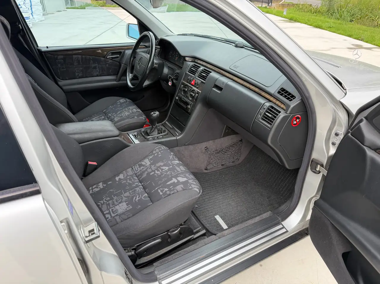 Mercedes-Benz E 250 Turbo Avantgarde*BELGIAN CAR*1OWNER*, foto 7