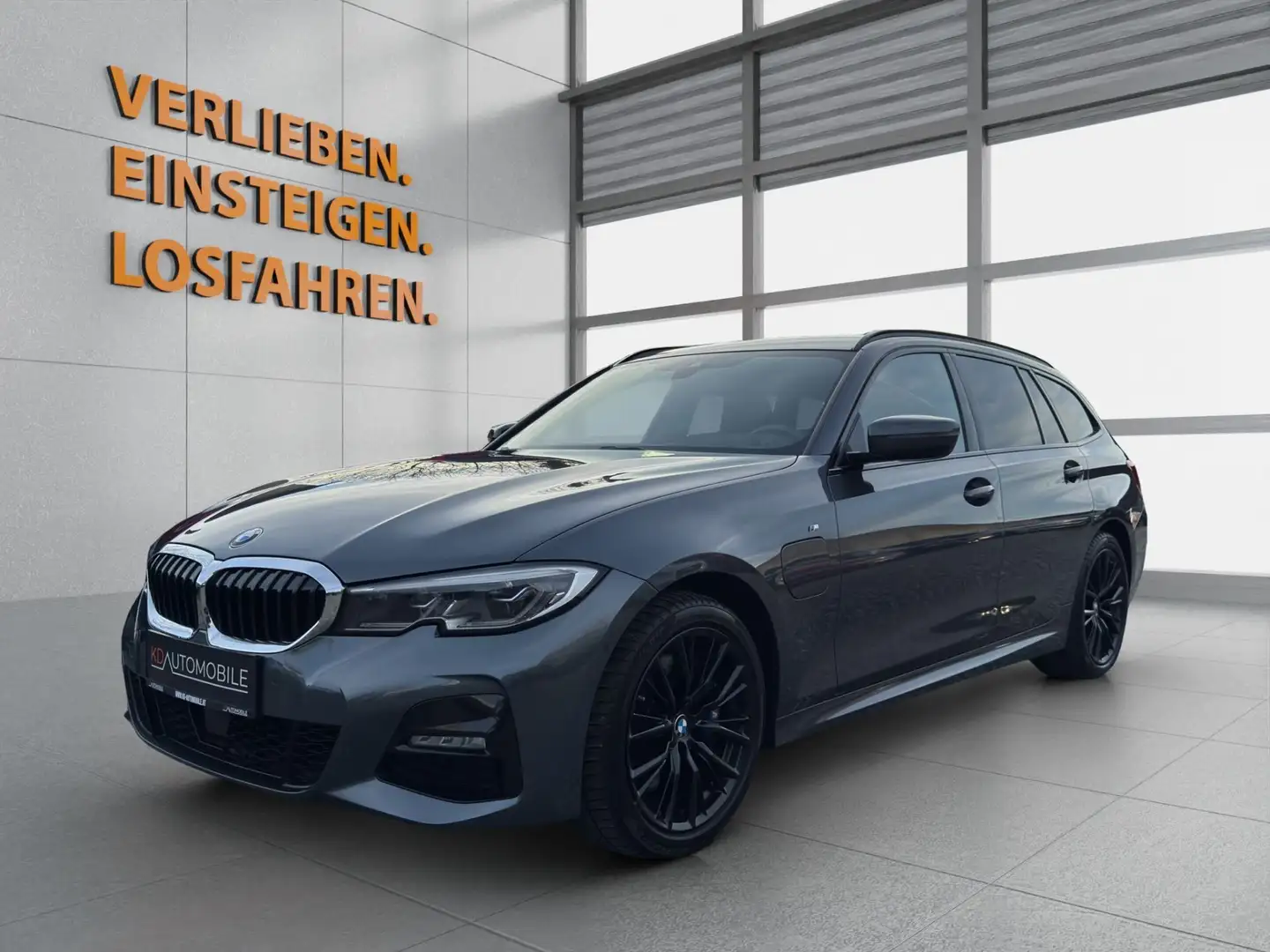 BMW 330 e PHEV xDrive, Aut., M-Paket ! Grau - 1