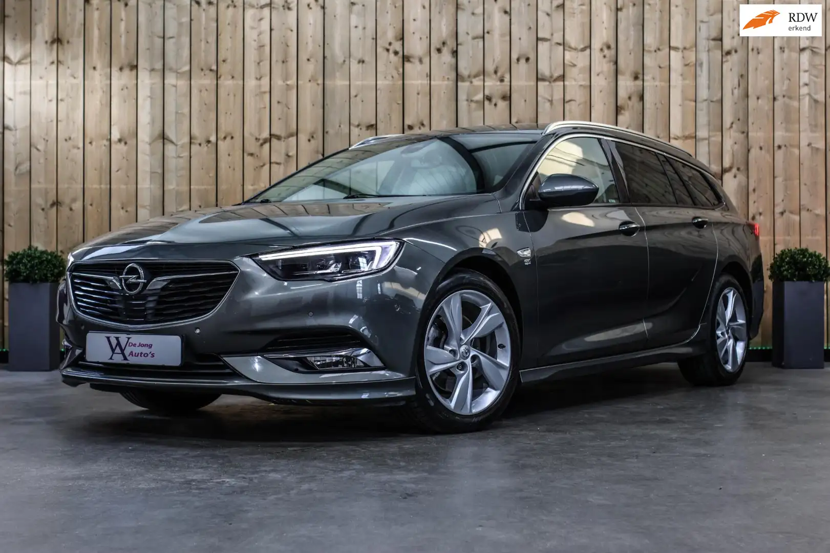 Opel Insignia Sports Tourer 1.5 Turbo OPC-Line *360 Camera*Stoel Grijs - 1