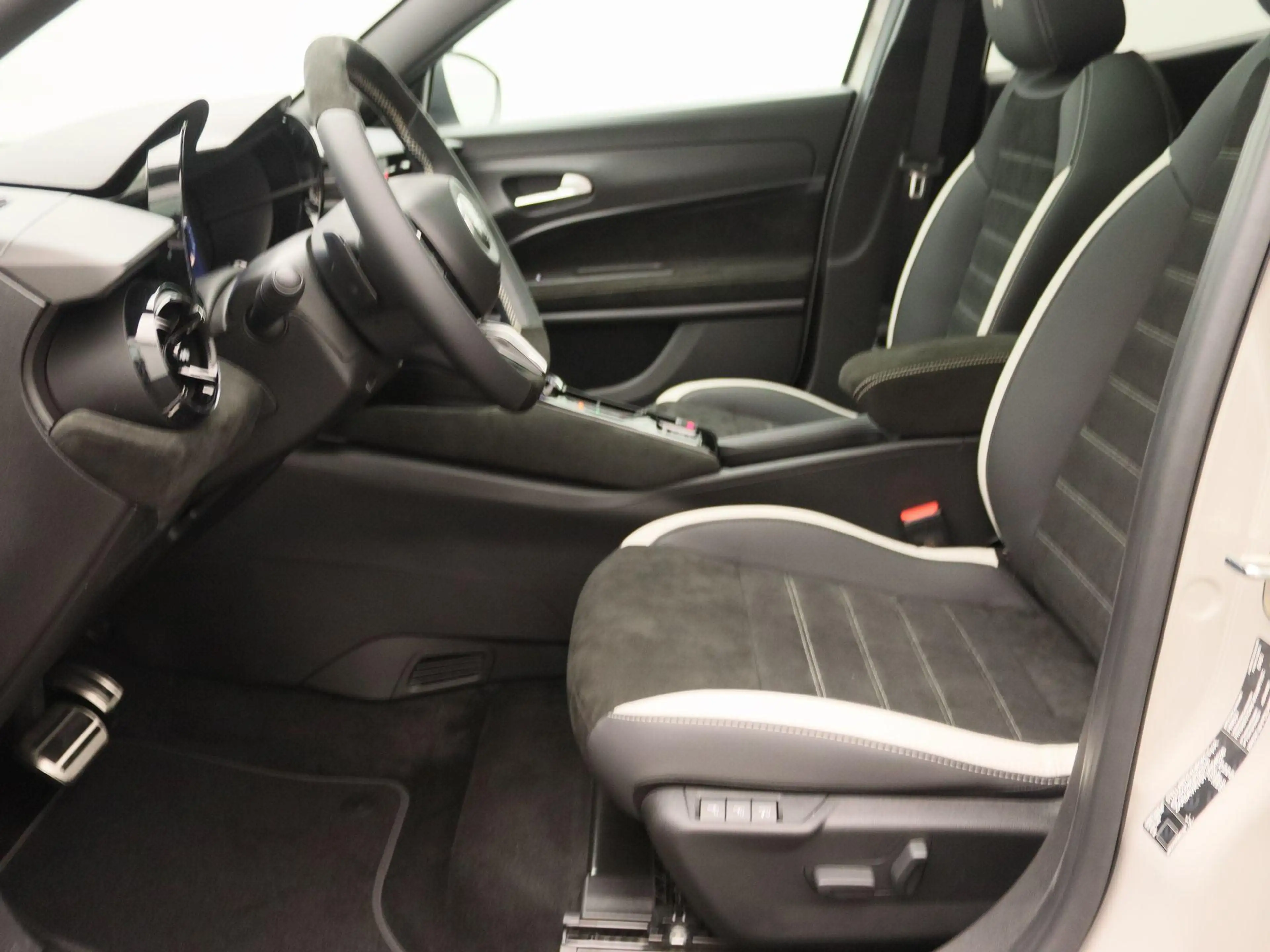 Alfa Romeo Junior 1.2 Turbo Hybrid Ibrida Sport Speciale | Techno Pa — photo 12