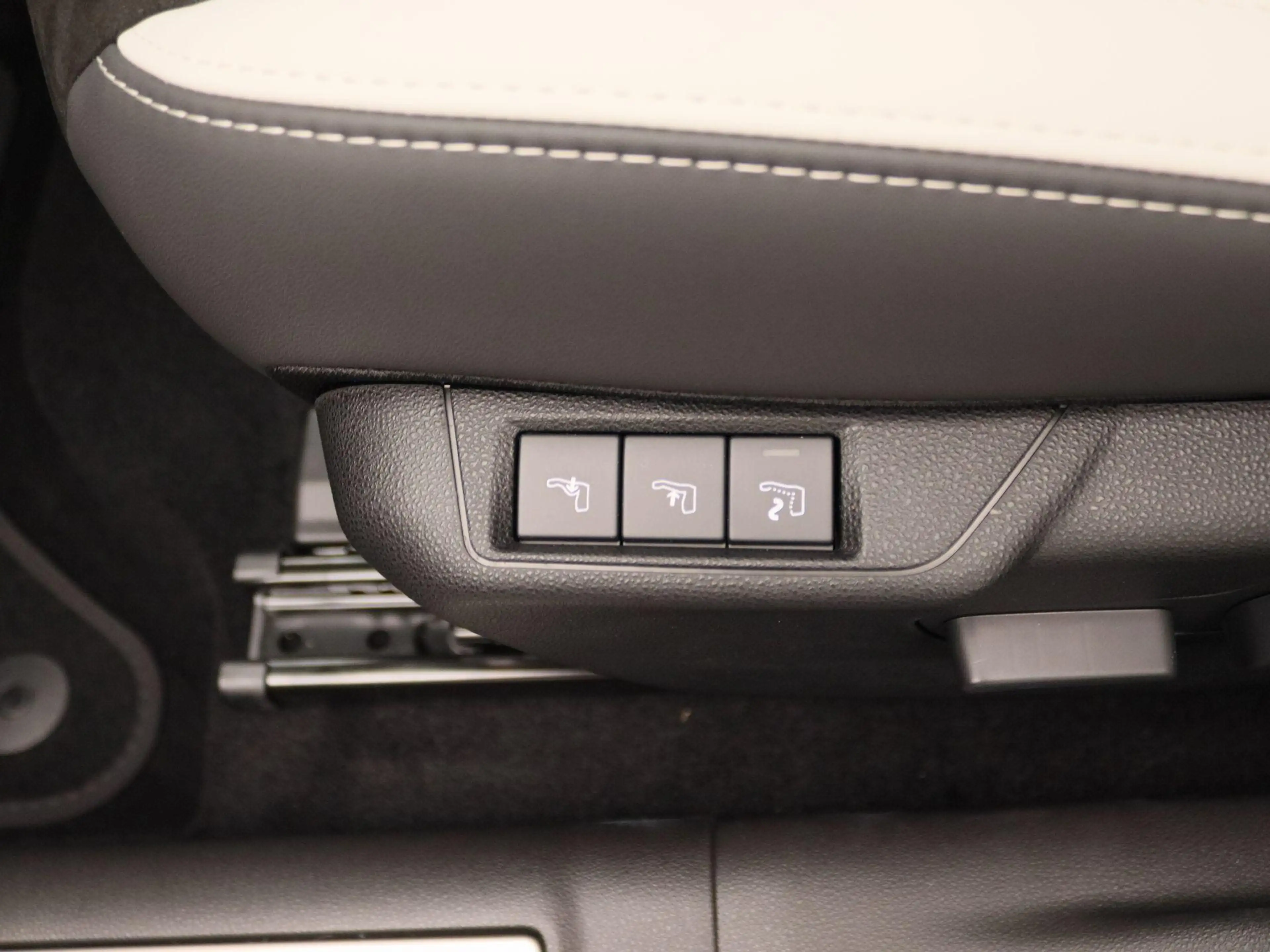 Alfa Romeo Junior 1.2 Turbo Hybrid Ibrida Sport Speciale | Techno Pa — photo 13