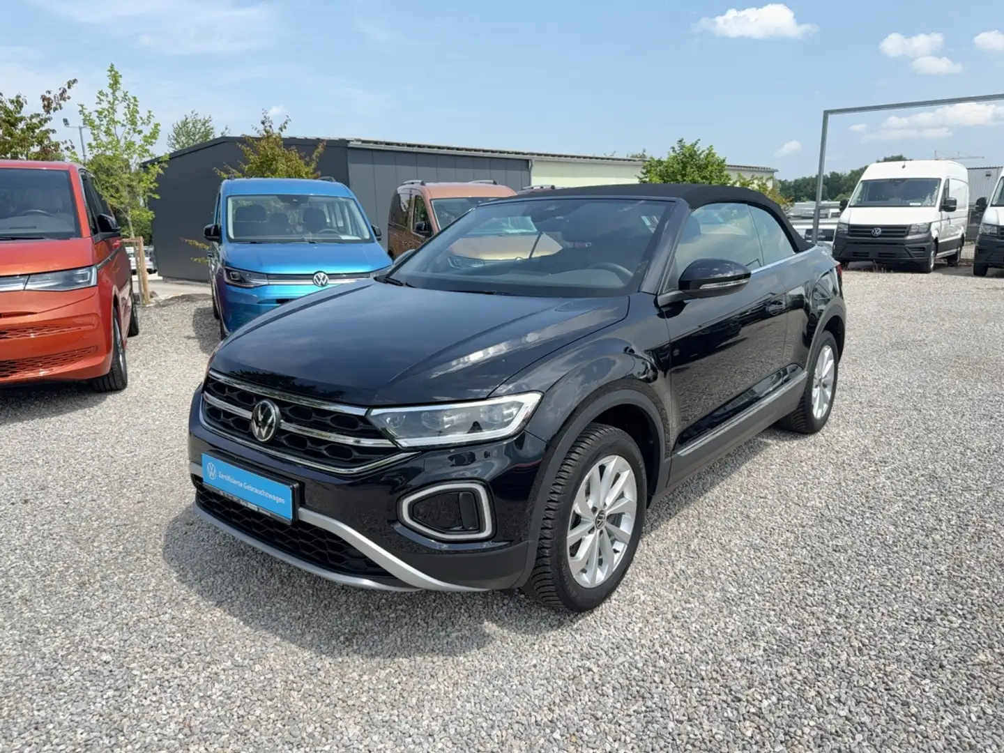 Volkswagen T-Roc Cabriolet Style TSi FLA ParkAss. LM LED Zwart - 2