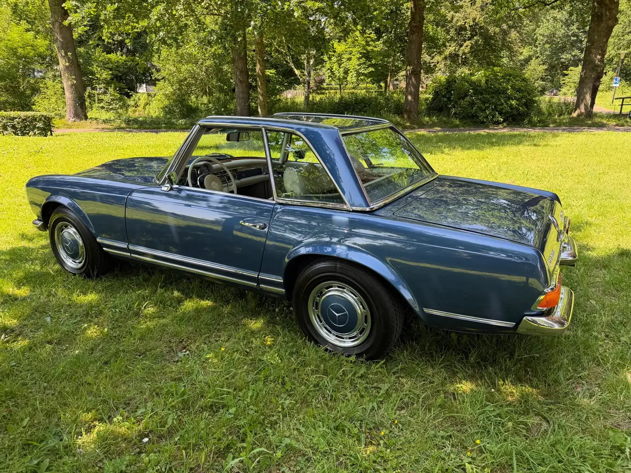 Mercedes-Benz SL 280 Pagode, foto 3