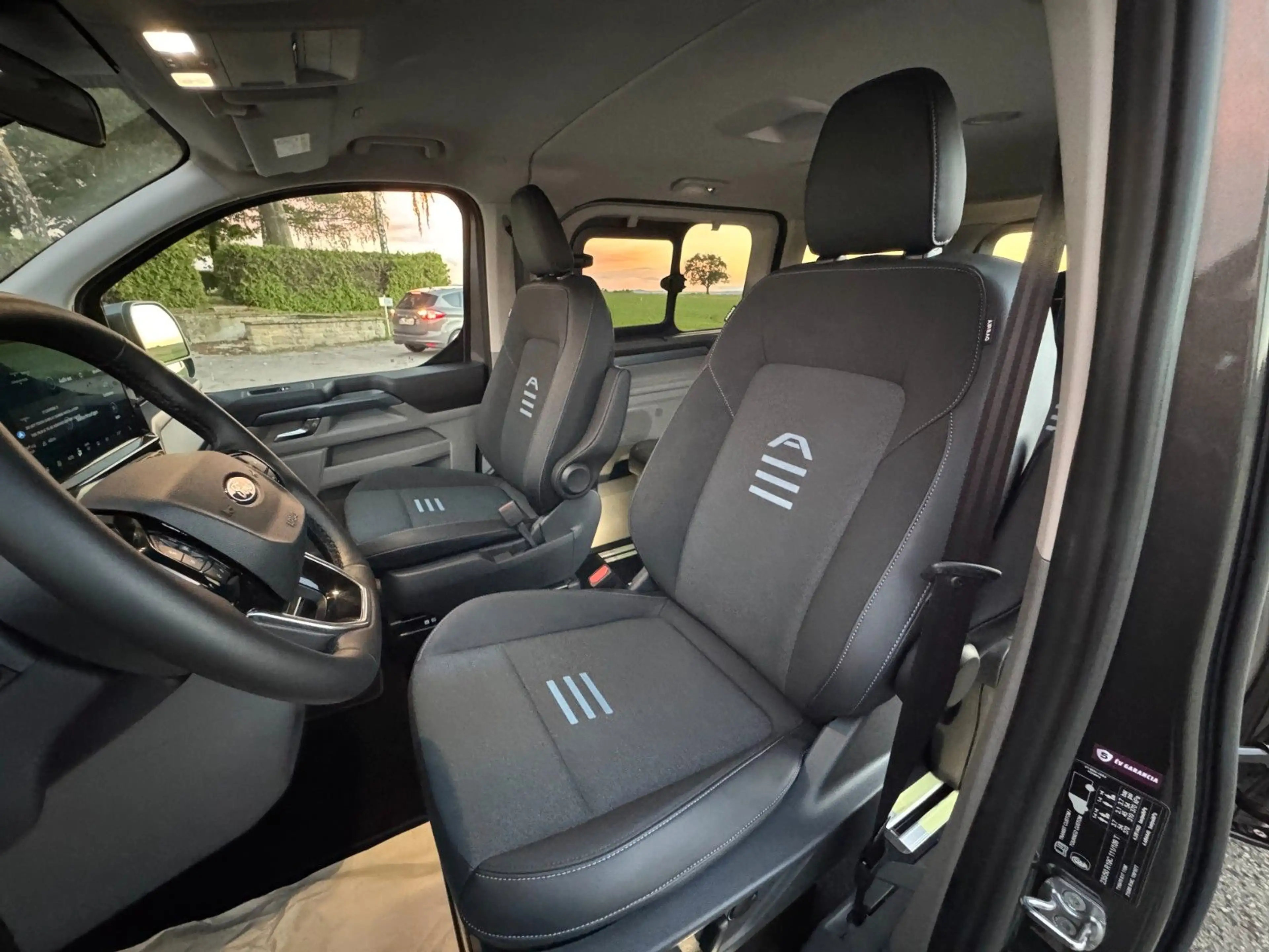 Ford Tourneo Custom L1 Active | Sthz. | ACC — photo 14