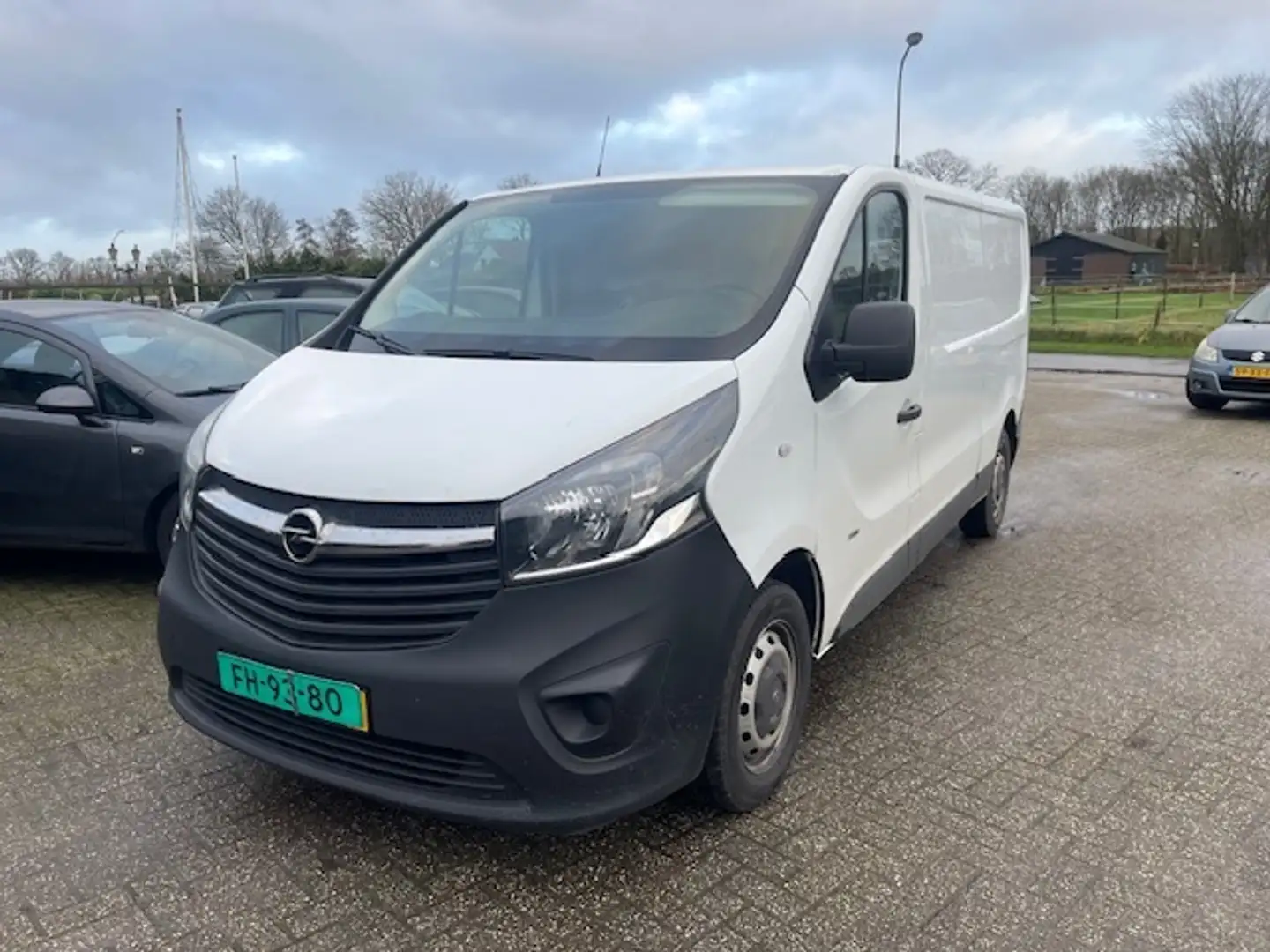 Opel Vivaro 1.6 CDTI L2H1 Ed Eco Wit - 2