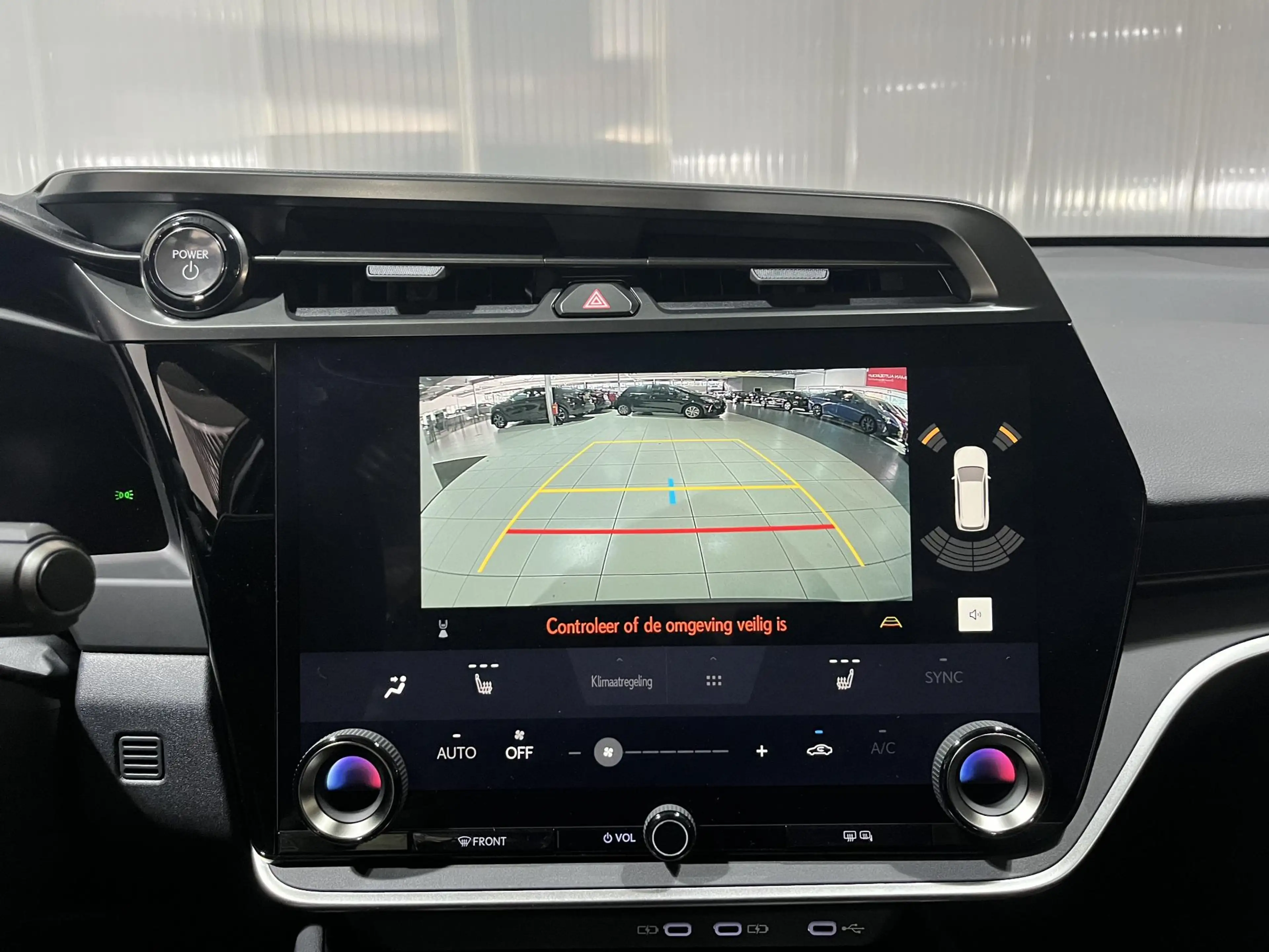 Lexus RZ 450e Comfort Line 71 kWh | 4WD| NIEUW | 17% bijtel — photo 13