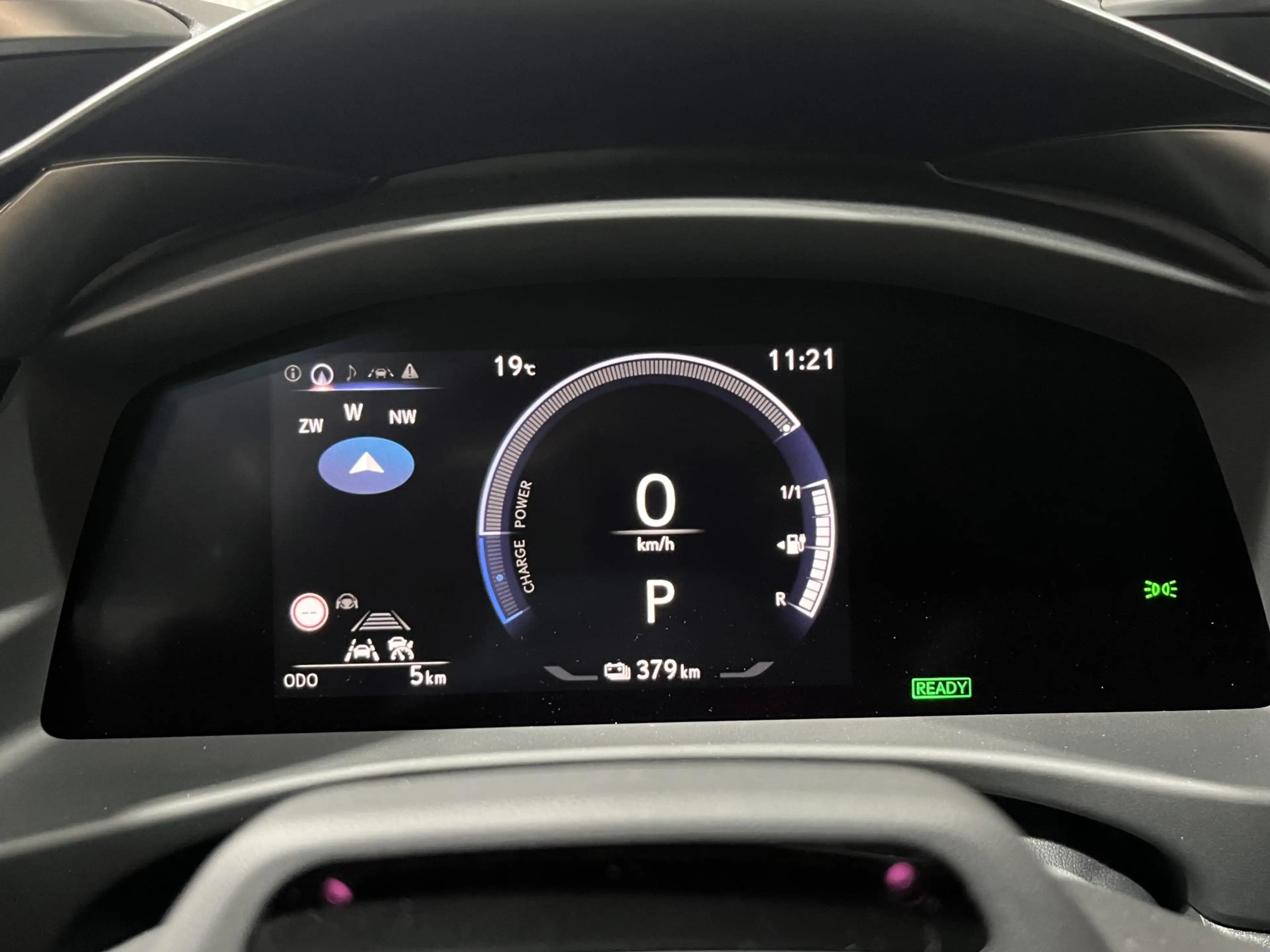 Lexus RZ 450e Comfort Line 71 kWh | 4WD| NIEUW | 17% bijtel — photo 10