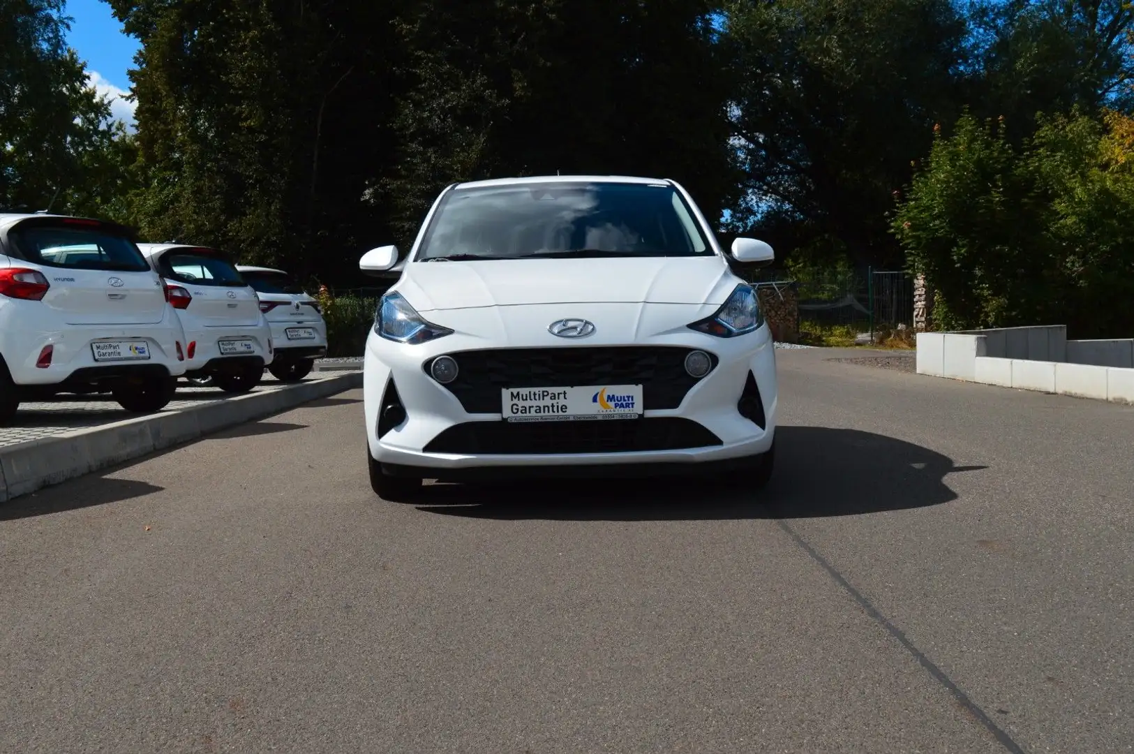 Hyundai i10 Select Weiß - 1
