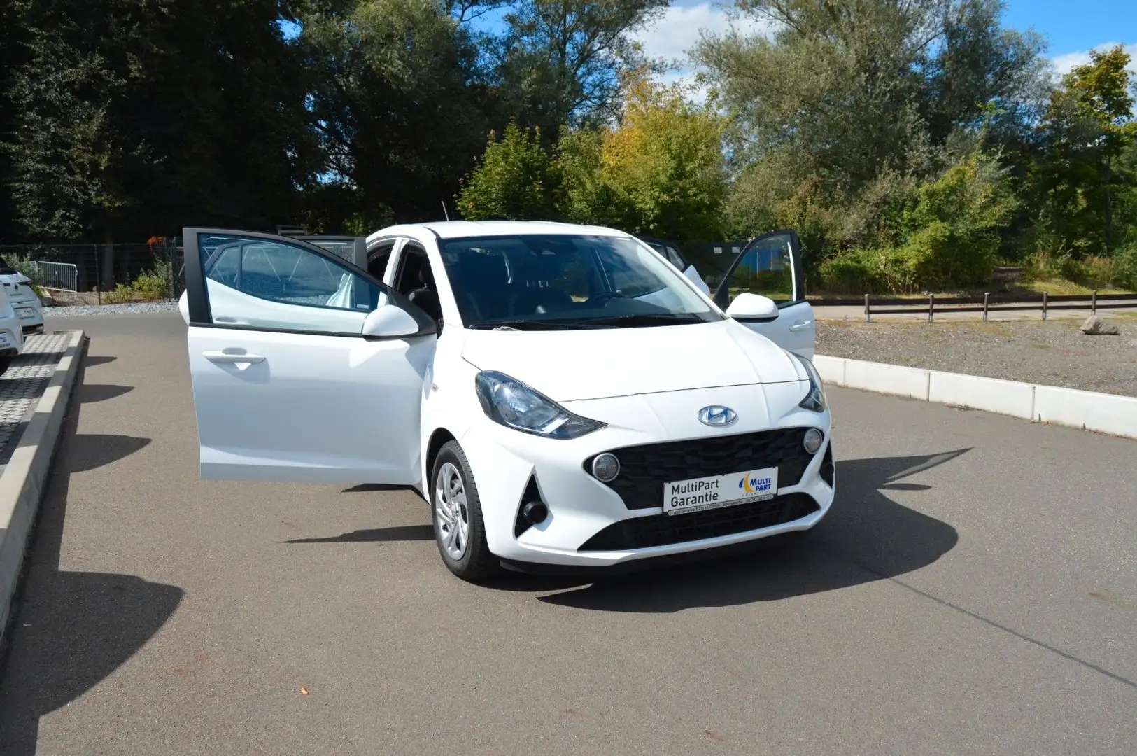 Hyundai i10 Select Weiß - 2