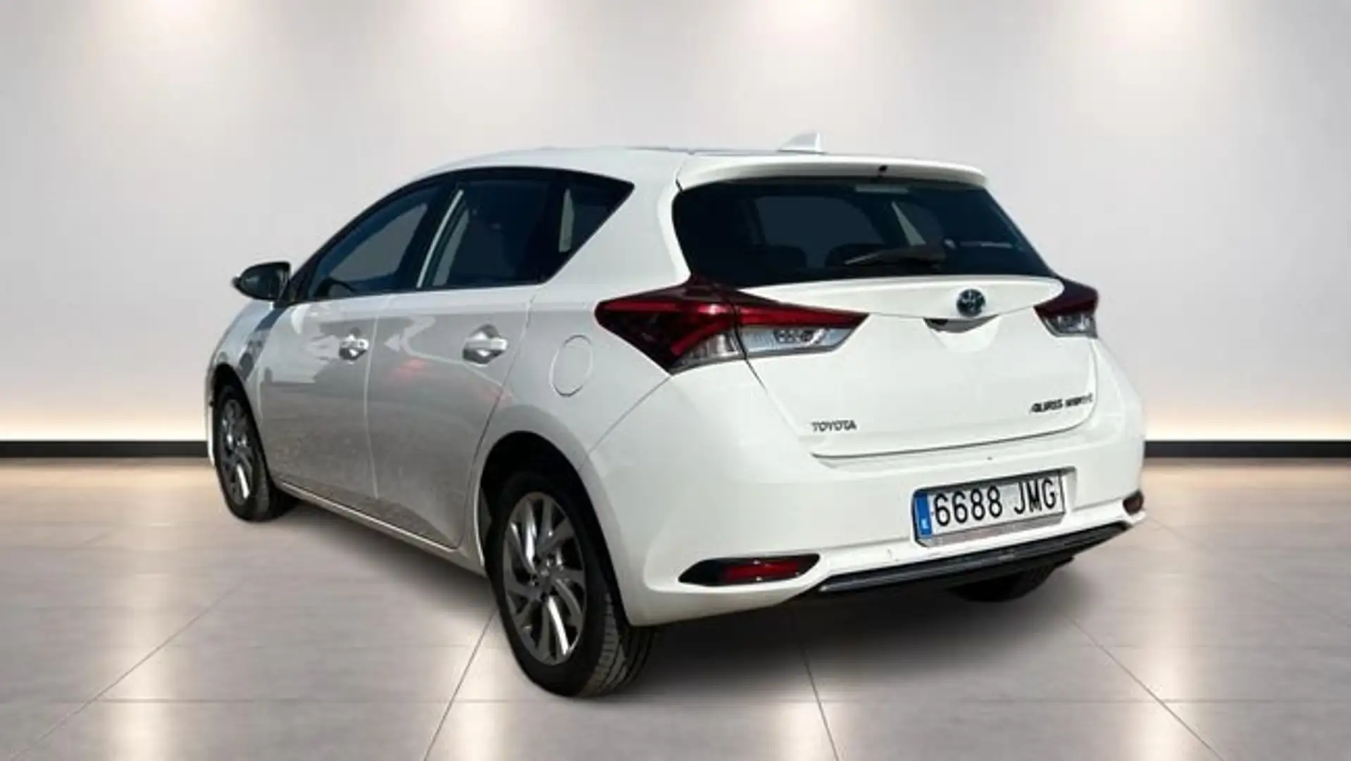 Toyota Auris 1.8 VVT-I HYBRID ADVANCE 136 5P Blanco - 2