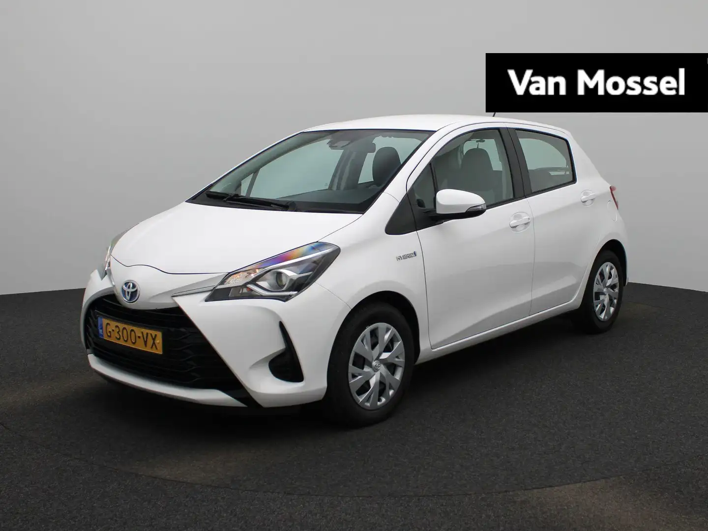 Toyota Yaris 1.5 Hybrid 89Pk Active | Navigatie | Achteruitrijc Wit - 1