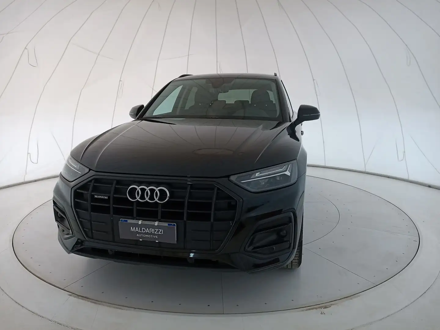 Audi Q5 II 2020 40 2.0 tdi mhev 12V Business Advanced qua Nero - 1