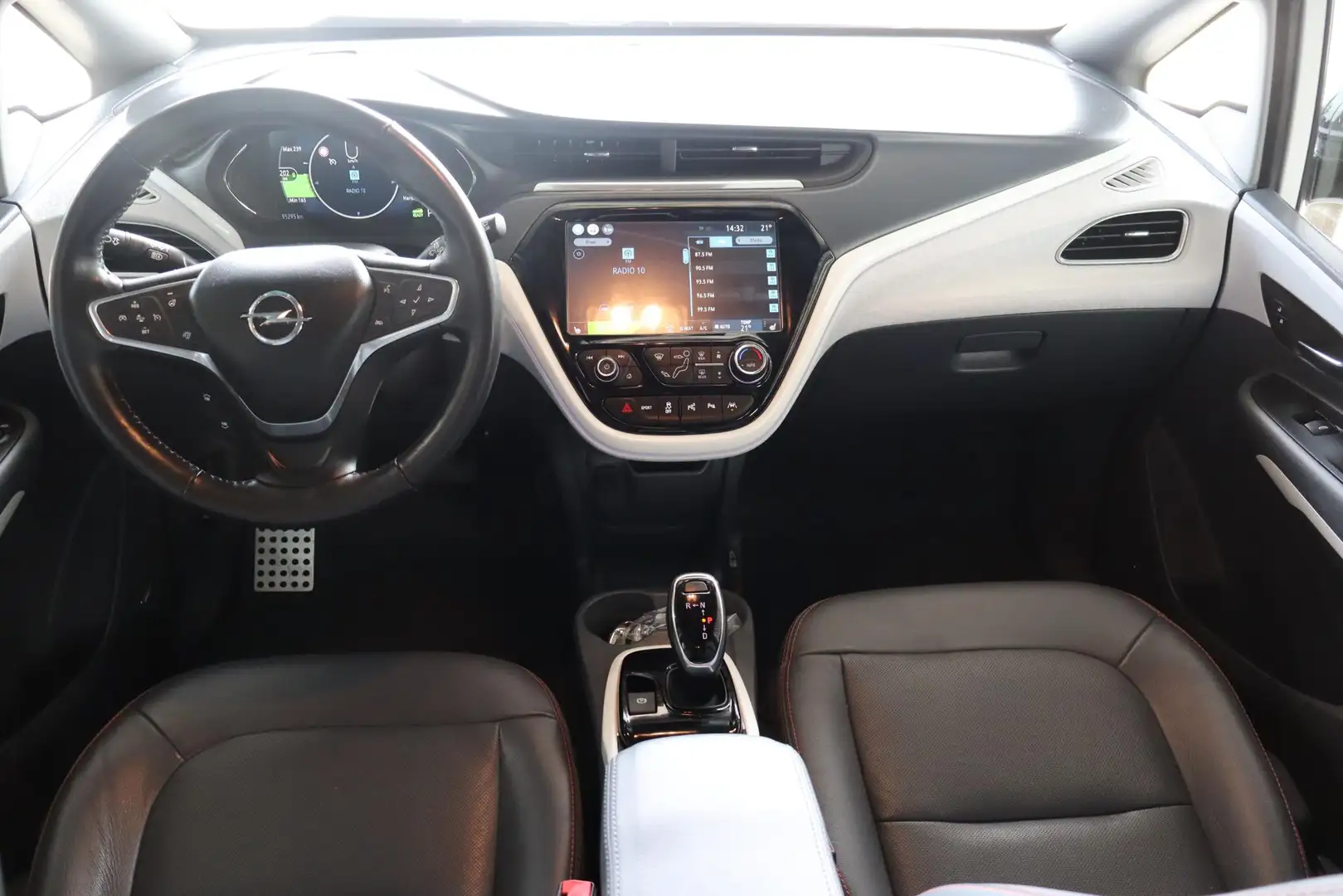 Opel Ampera-E Business executive 60 kWh Apple Carplay, Climate c Bianco - 2