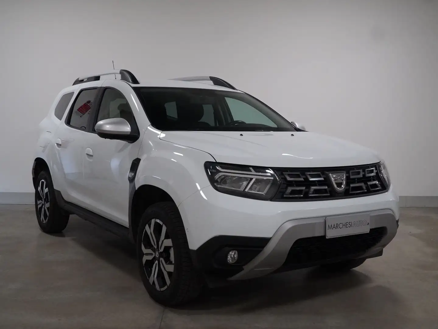Dacia Duster 1.0 Prestige up Tce 4x2 101cv GPL Bianco - 2