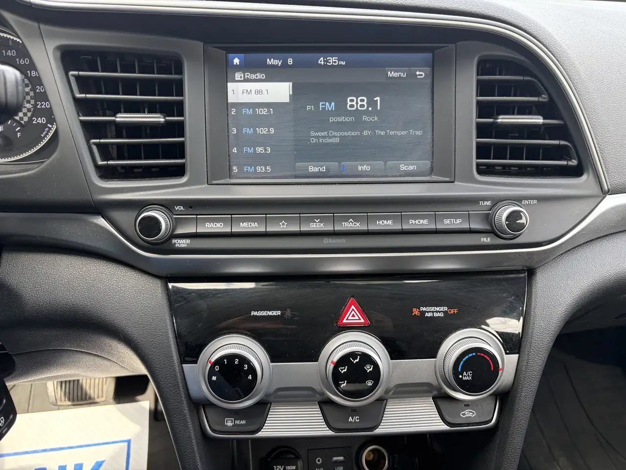 Hyundai ELANTRA снимка Hyundai ELANTRA