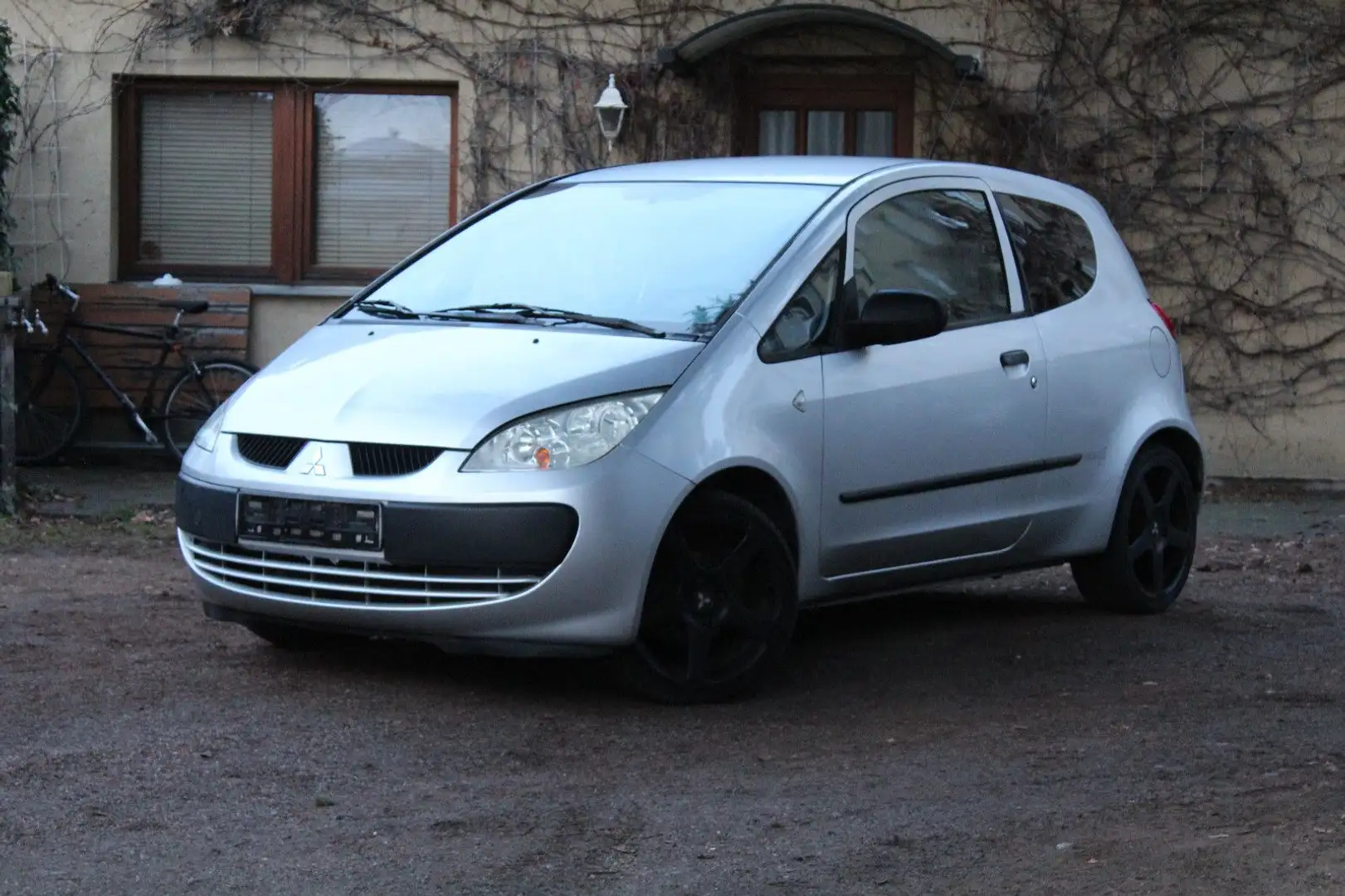Mitsubishi Colt *TÜV NEU* Silber - 1