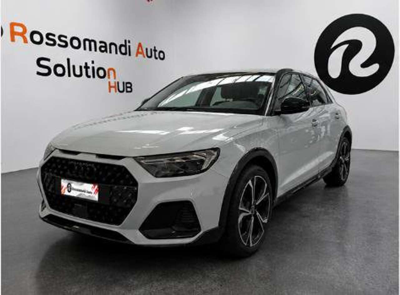 Audi A1 30 TFSI S tronic Identity Black