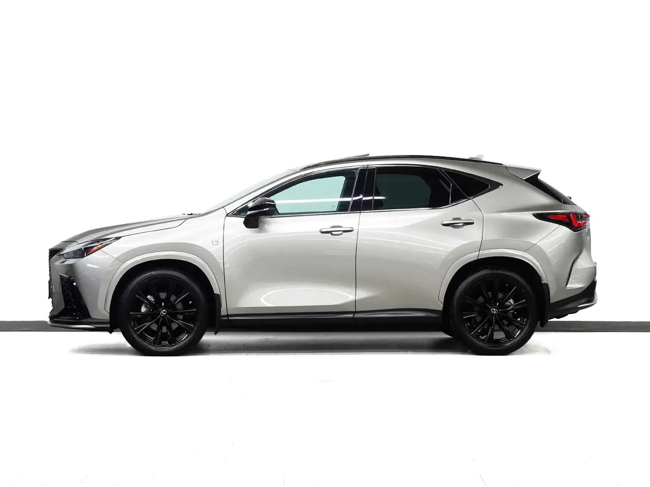 Lexus NX fotografie Lexus NX