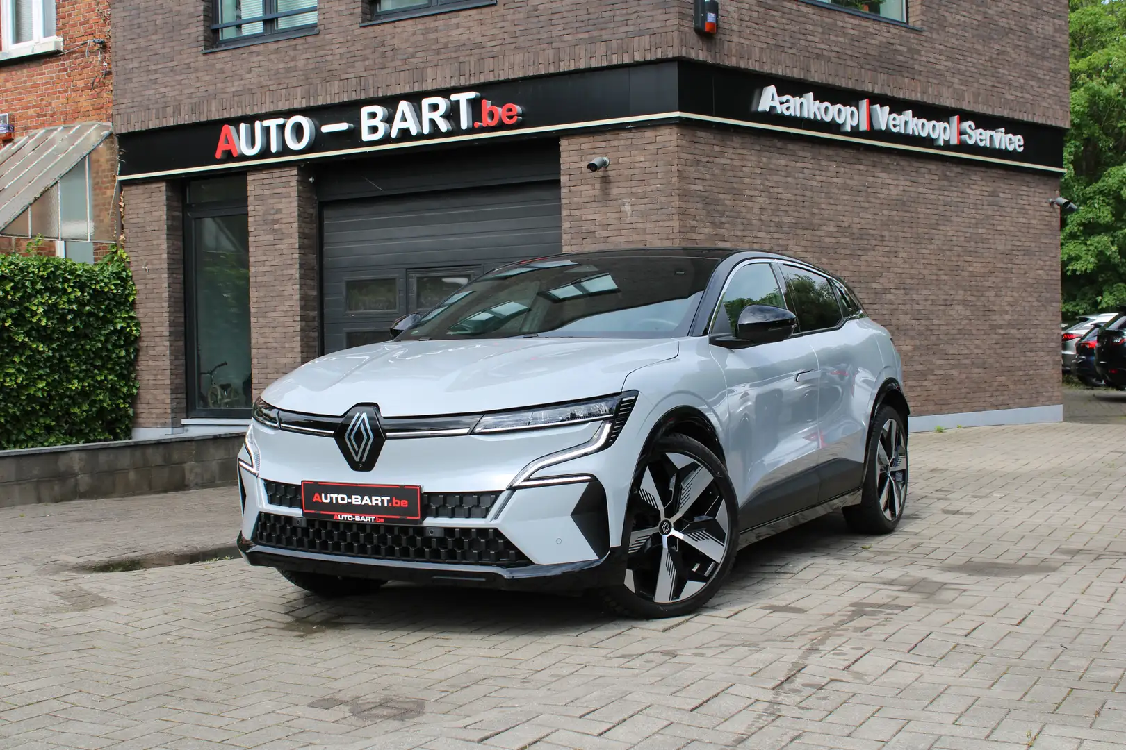 Renault Megane E-Tech e-Megane 40 kWh Techno R130 Standard charge Gris - 1