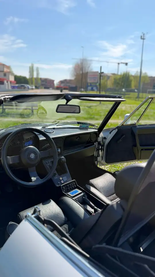 Alfa Romeo Spider 2.0, foto 10