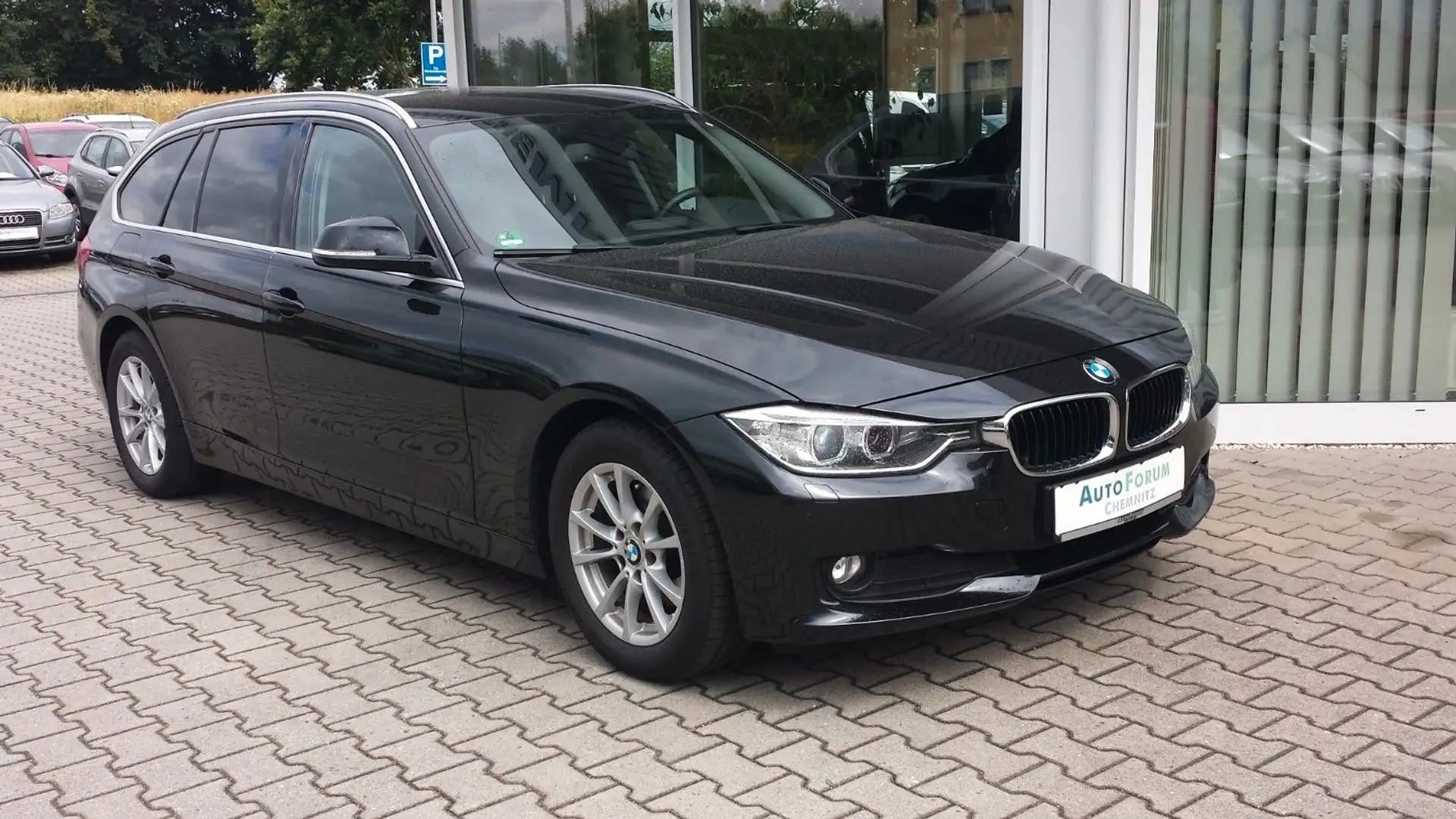 BMW 320 Baureihe 3 Touring 320 d  TÜV NEU ! Schwarz - 2