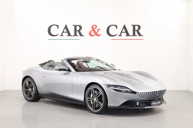 Ferrari Roma Spider