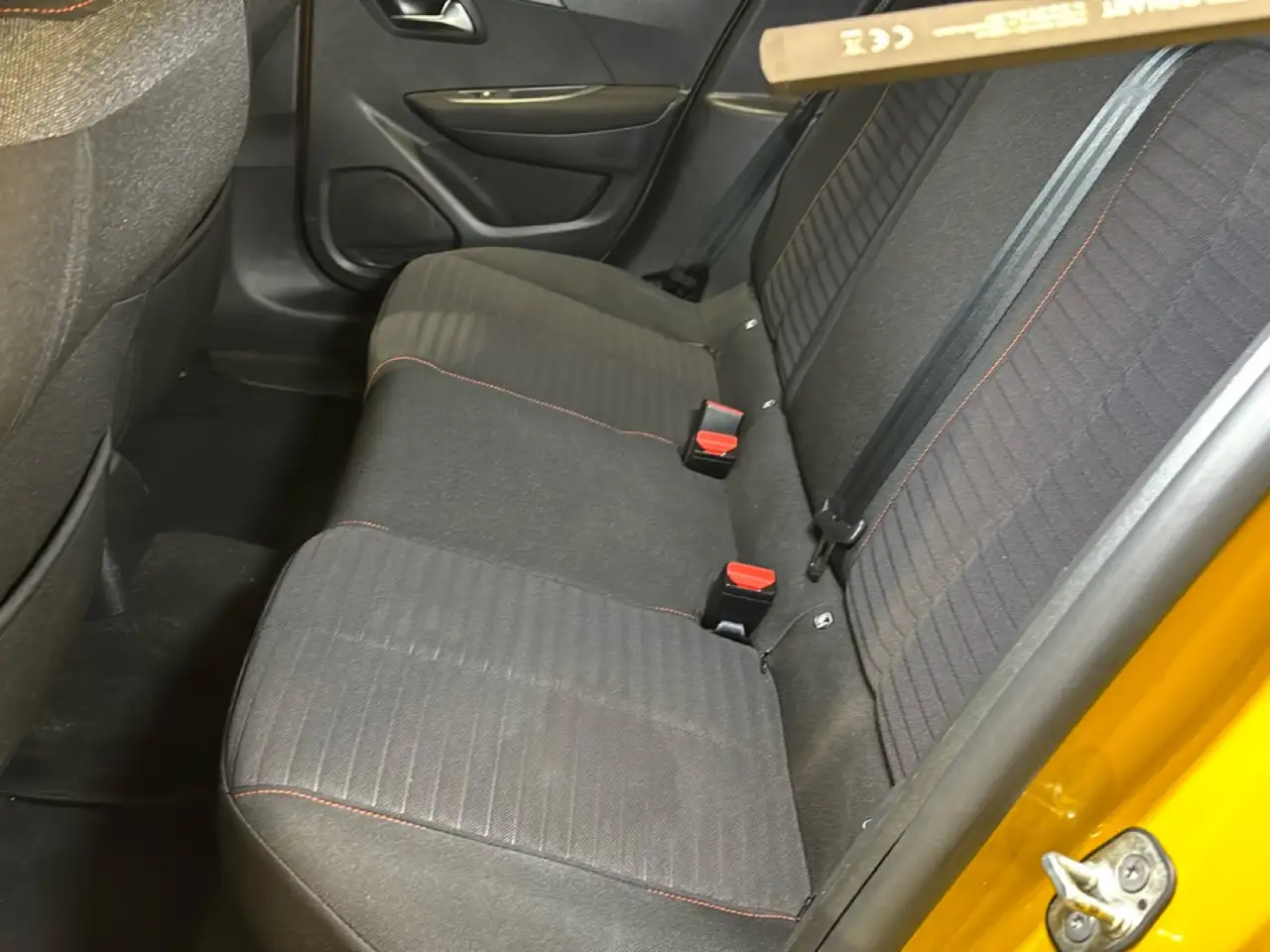 Peugeot 208 Active 12