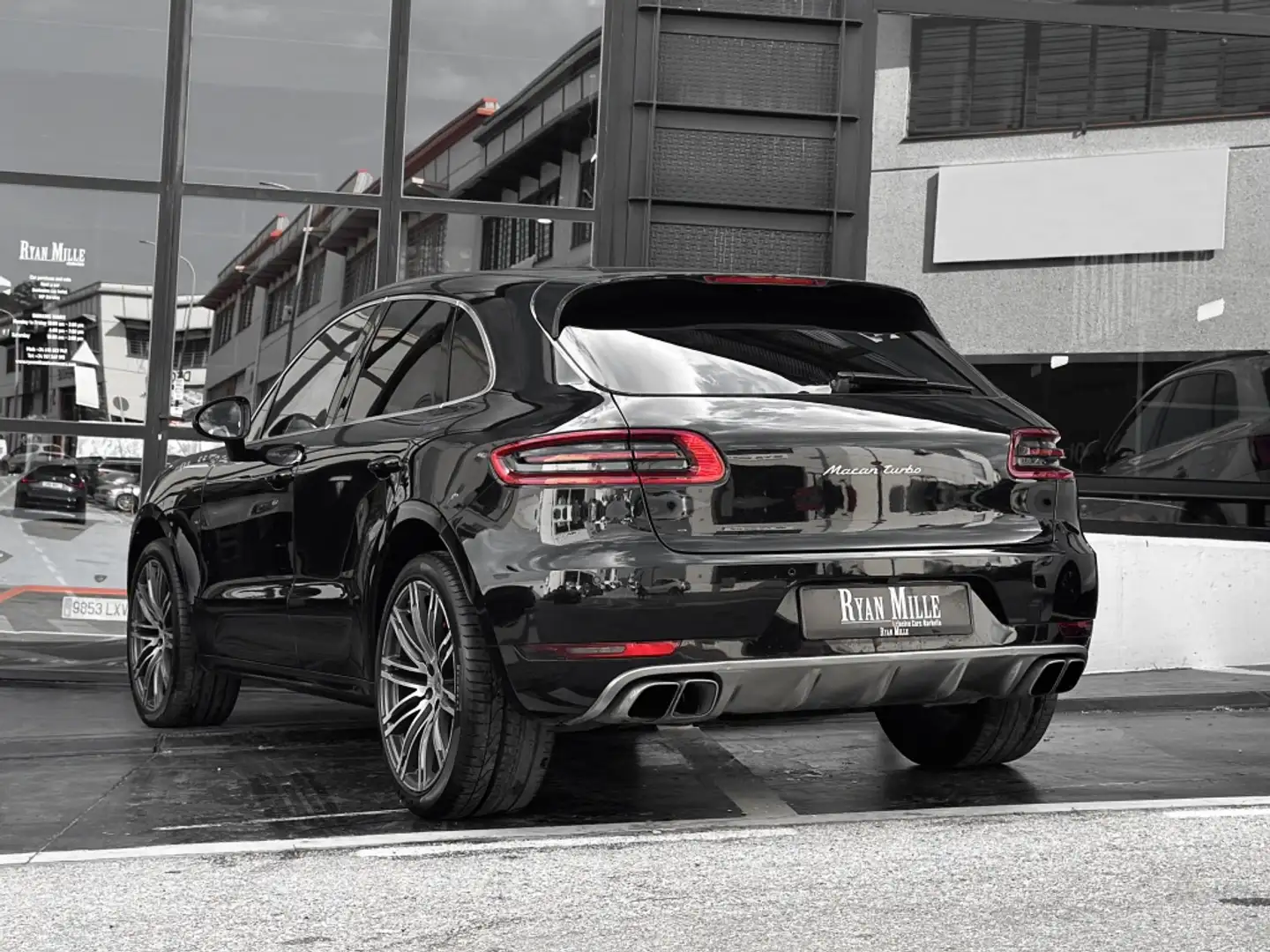 Porsche Macan Turbo Aut. Nero - 2