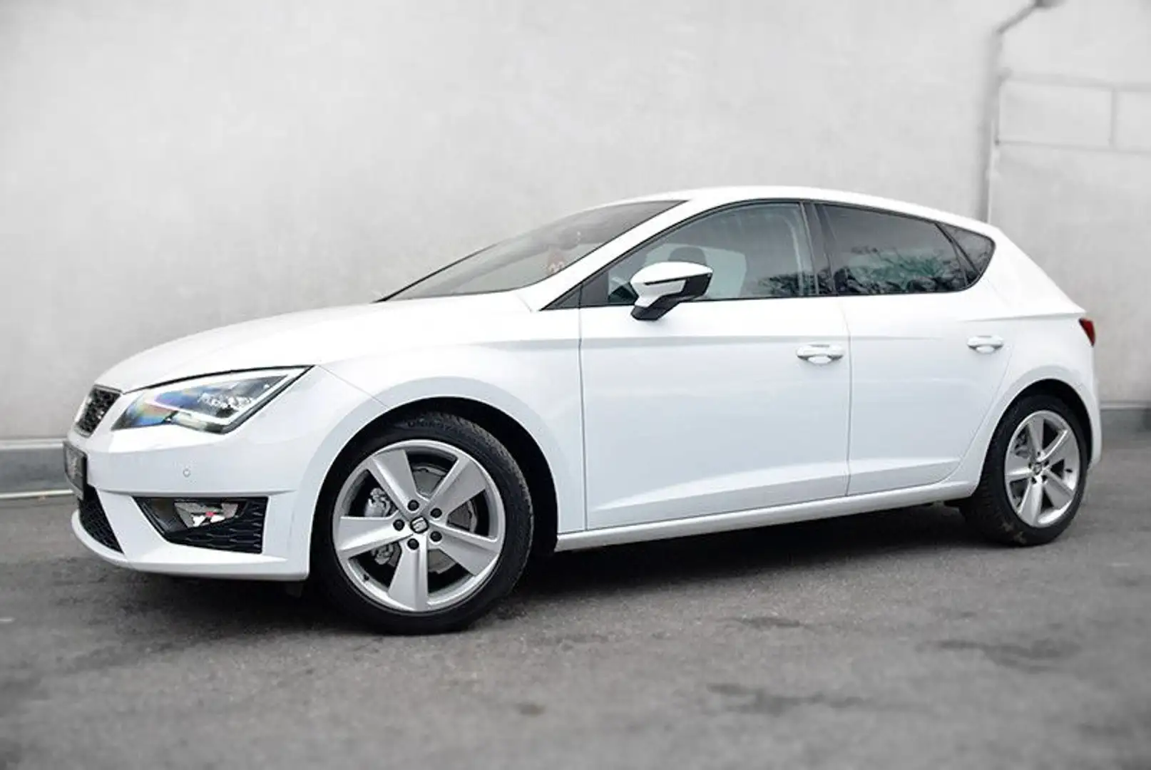 SEAT Leon LEON 1.4 TSi FR*Klimaaut.*Navi*R-Cam*Leder*Temp. Blanco - 2