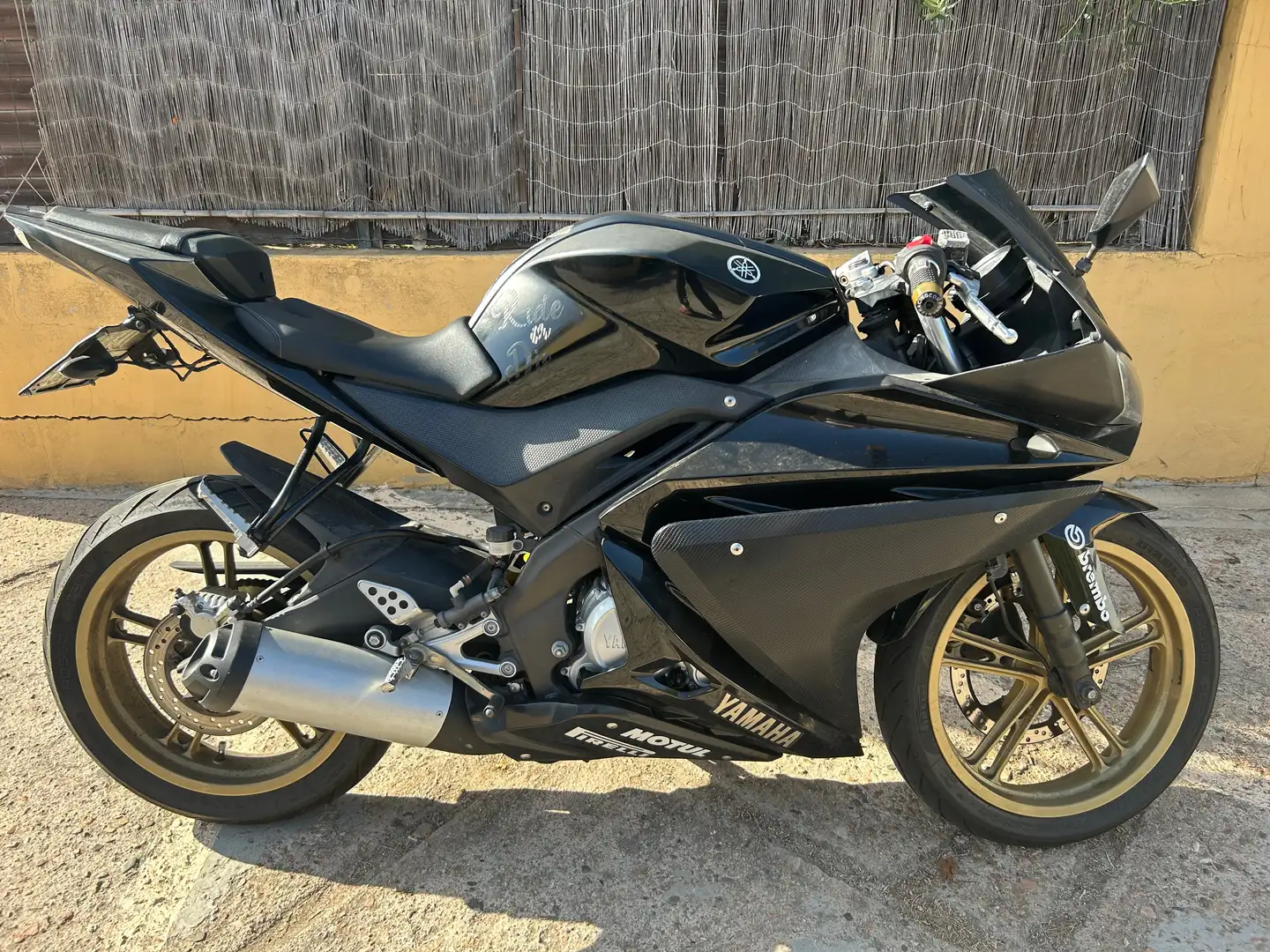 Yamaha YZF-R125 Sport Negro - 1