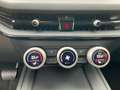 Skoda Superb Combi 2.0 TDI DSG ESSENCE MATRIX+NAVI+ACC Nero - thumbnail 16