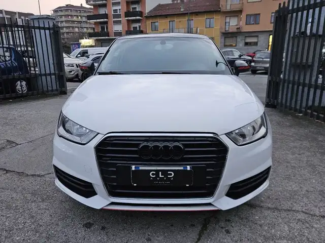 Audi A1 view 2