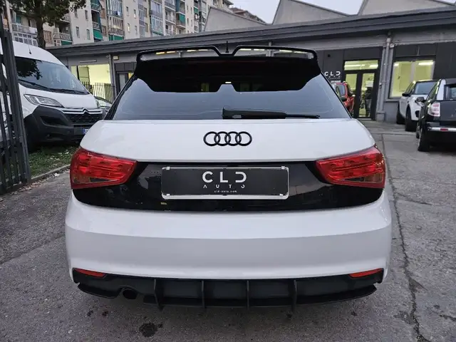 Audi A1 view 5