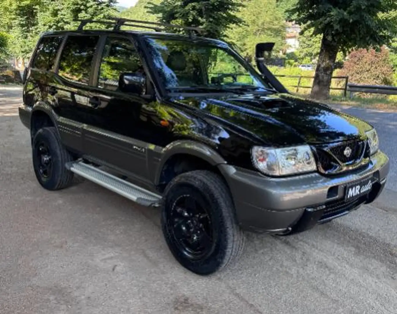 Nissan Terrano Terrano 5p 3.0 dd-ti Adventure Чорний - 2