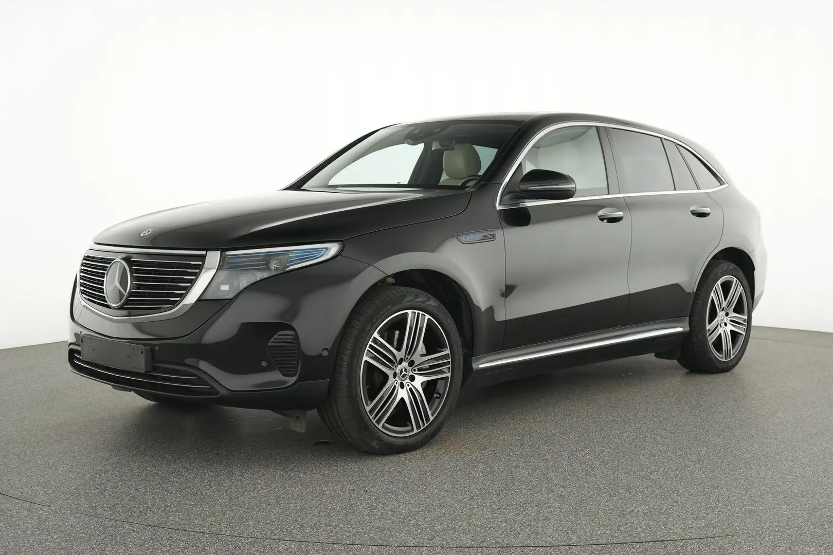 MERCEDES-BENZ Eqc