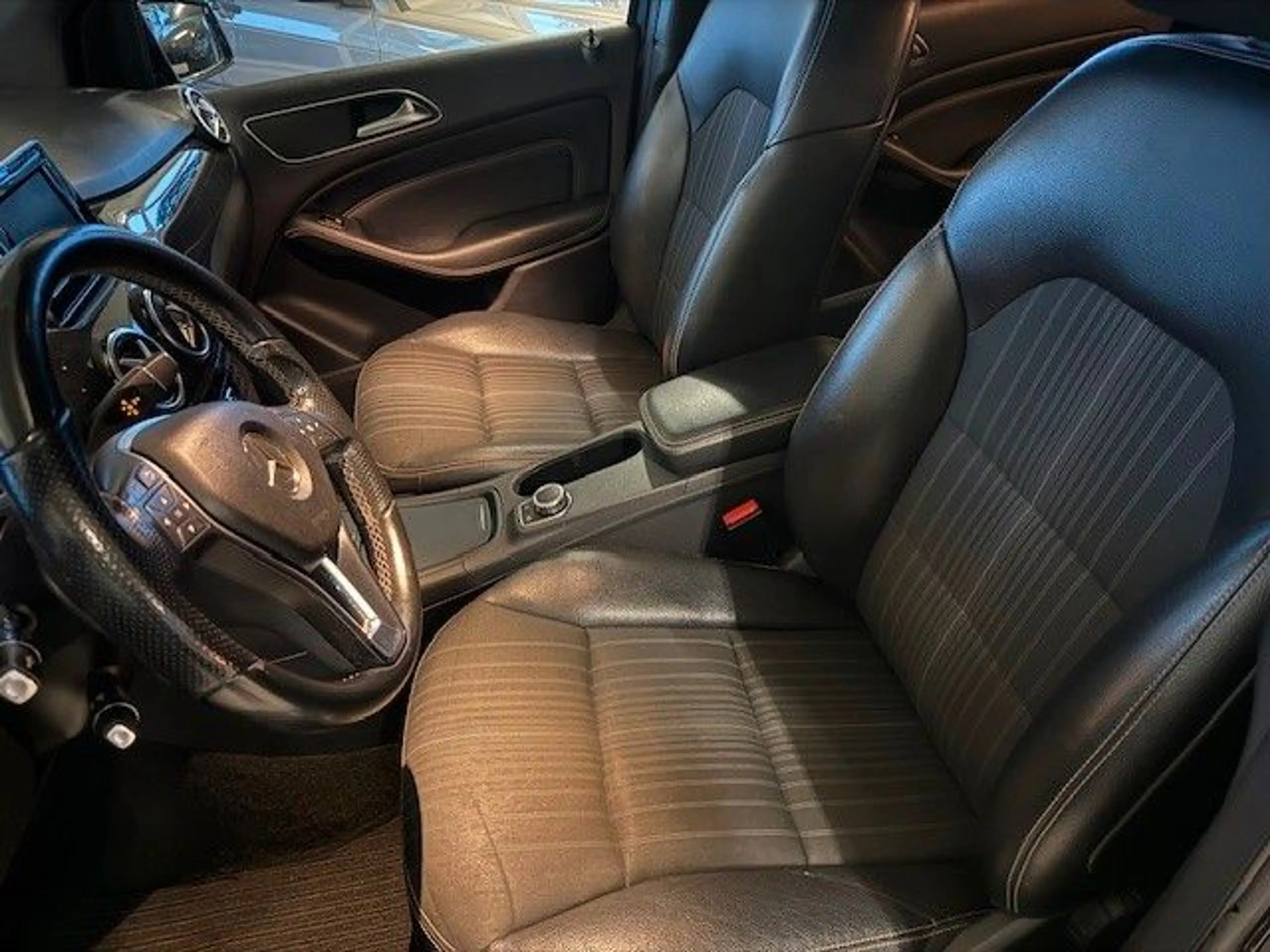 Mercedes-Benz B 200 B B 200 CDI — photo 10