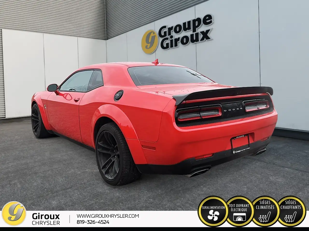 Dodge Challenger снимка Dodge Challenger