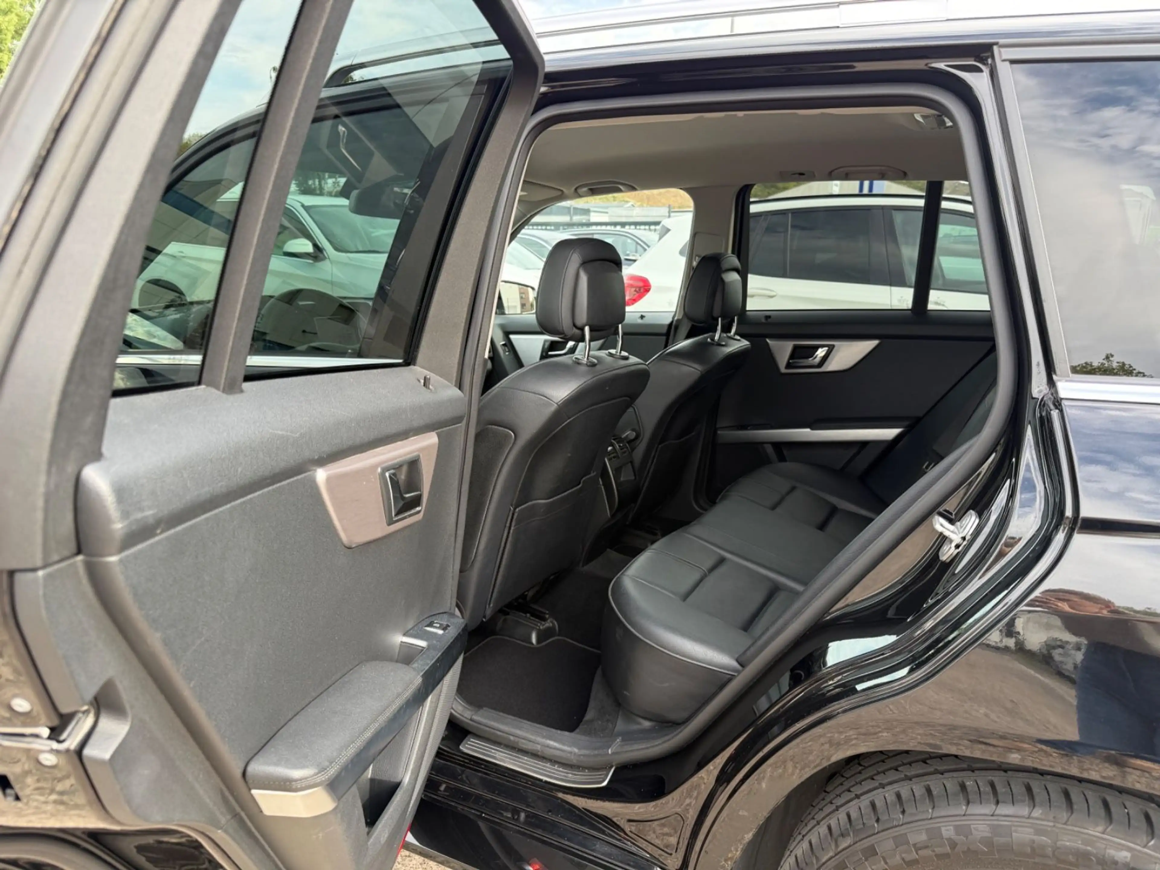 Mercedes-Benz GLK 350 CDI 4Matic/Leder/AHK/Navi/Automatik — photo 13