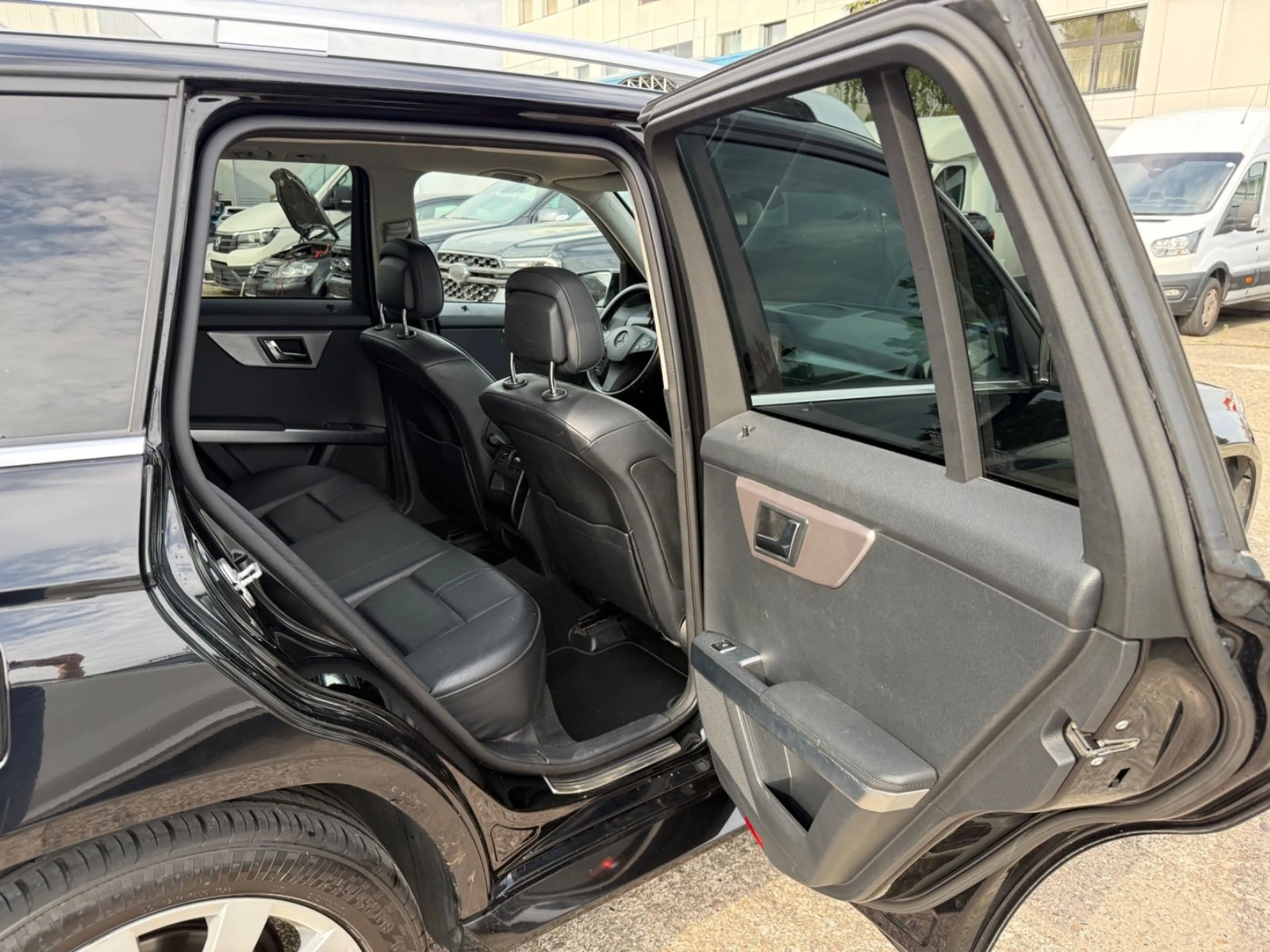Mercedes-Benz GLK 350 CDI 4Matic/Leder/AHK/Navi/Automatik — photo 15