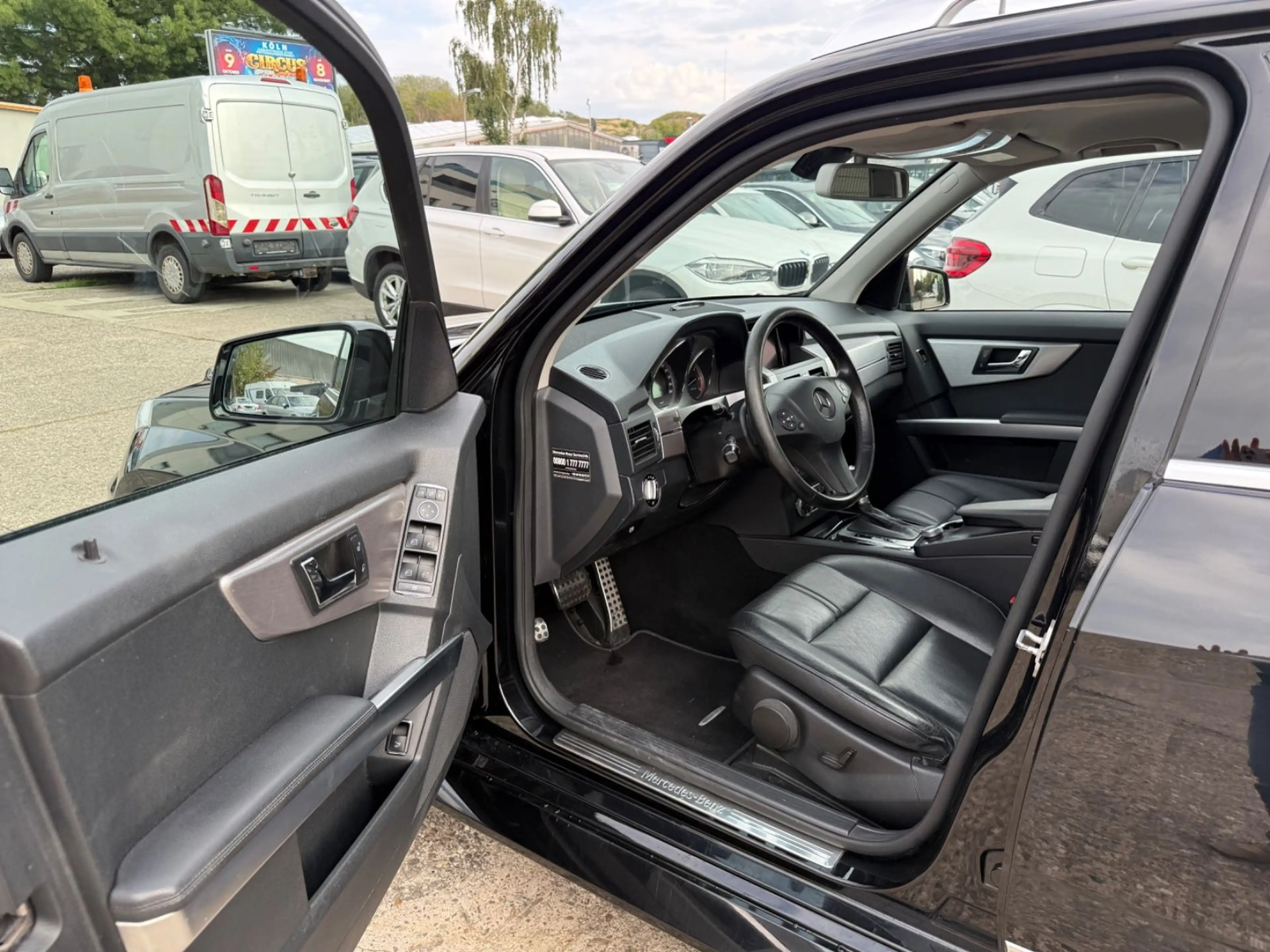 Mercedes-Benz GLK 350 CDI 4Matic/Leder/AHK/Navi/Automatik — photo 9