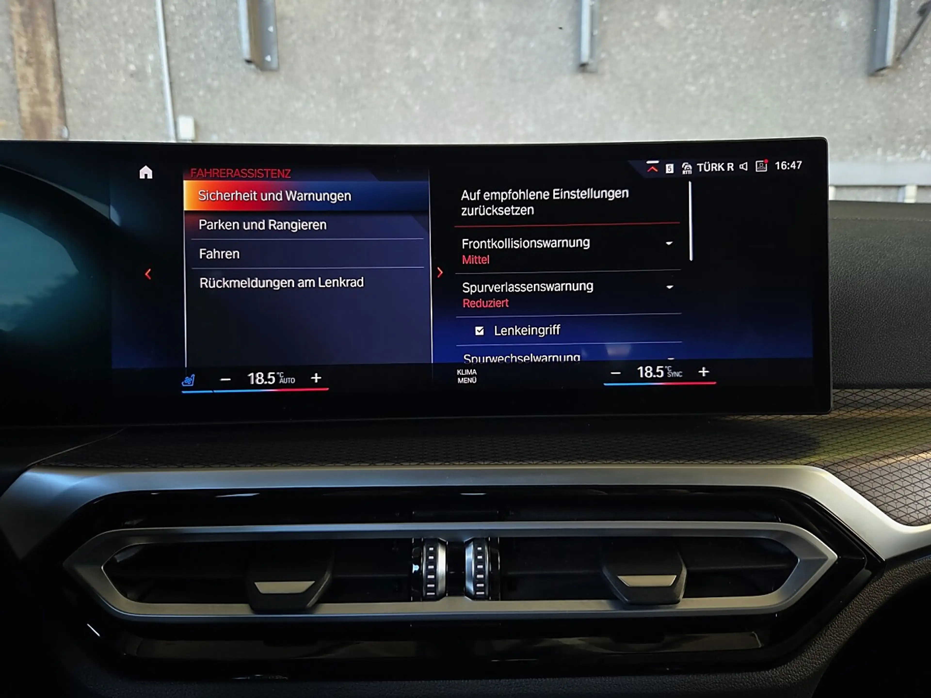 BMW i4 4er - M50 i xDrive — photo 28