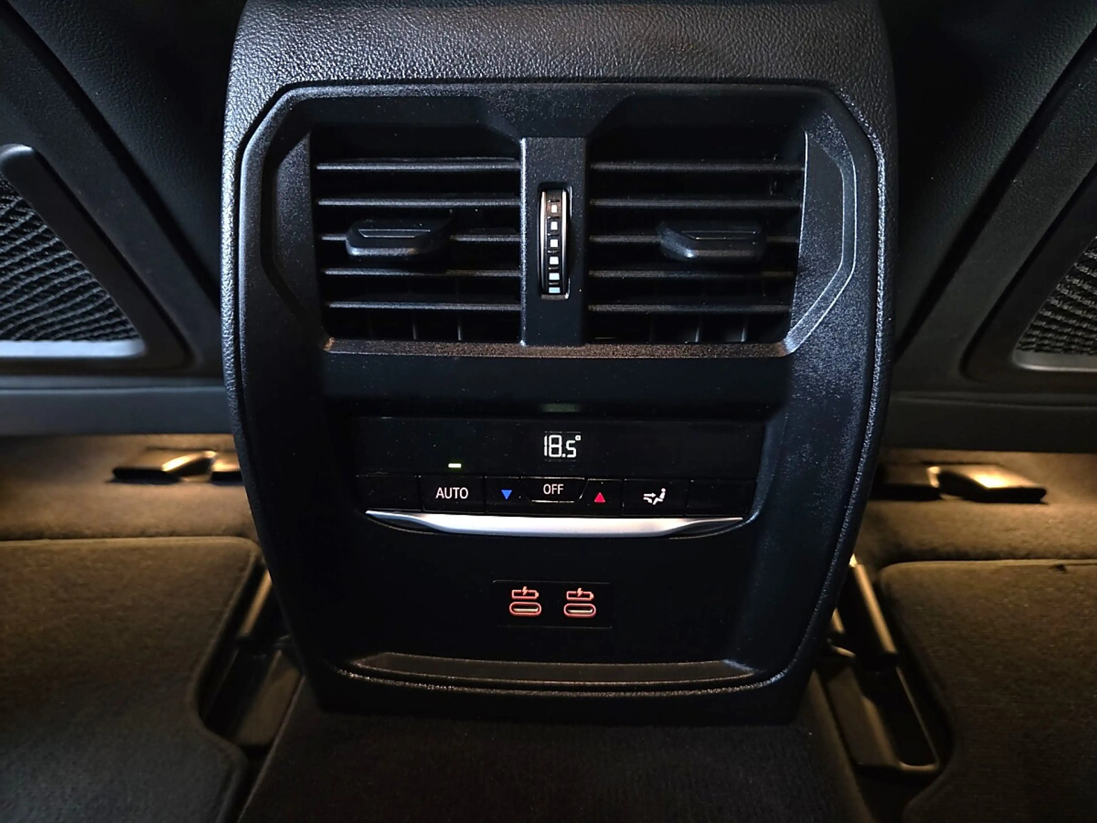 BMW i4 4er - M50 i xDrive — photo 39